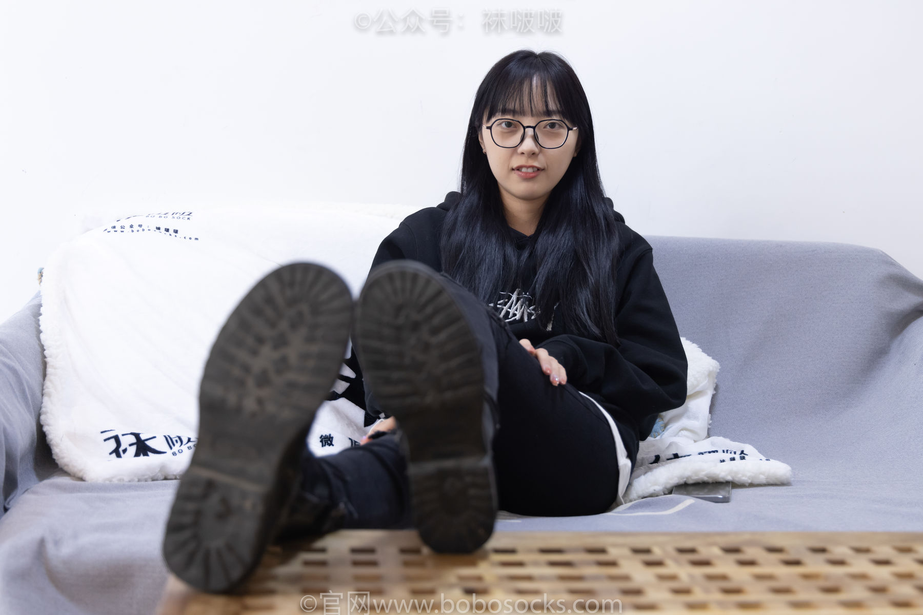 BoBoSocks袜啵啵 No.061 稚予-短靴、白棉袜、裸足