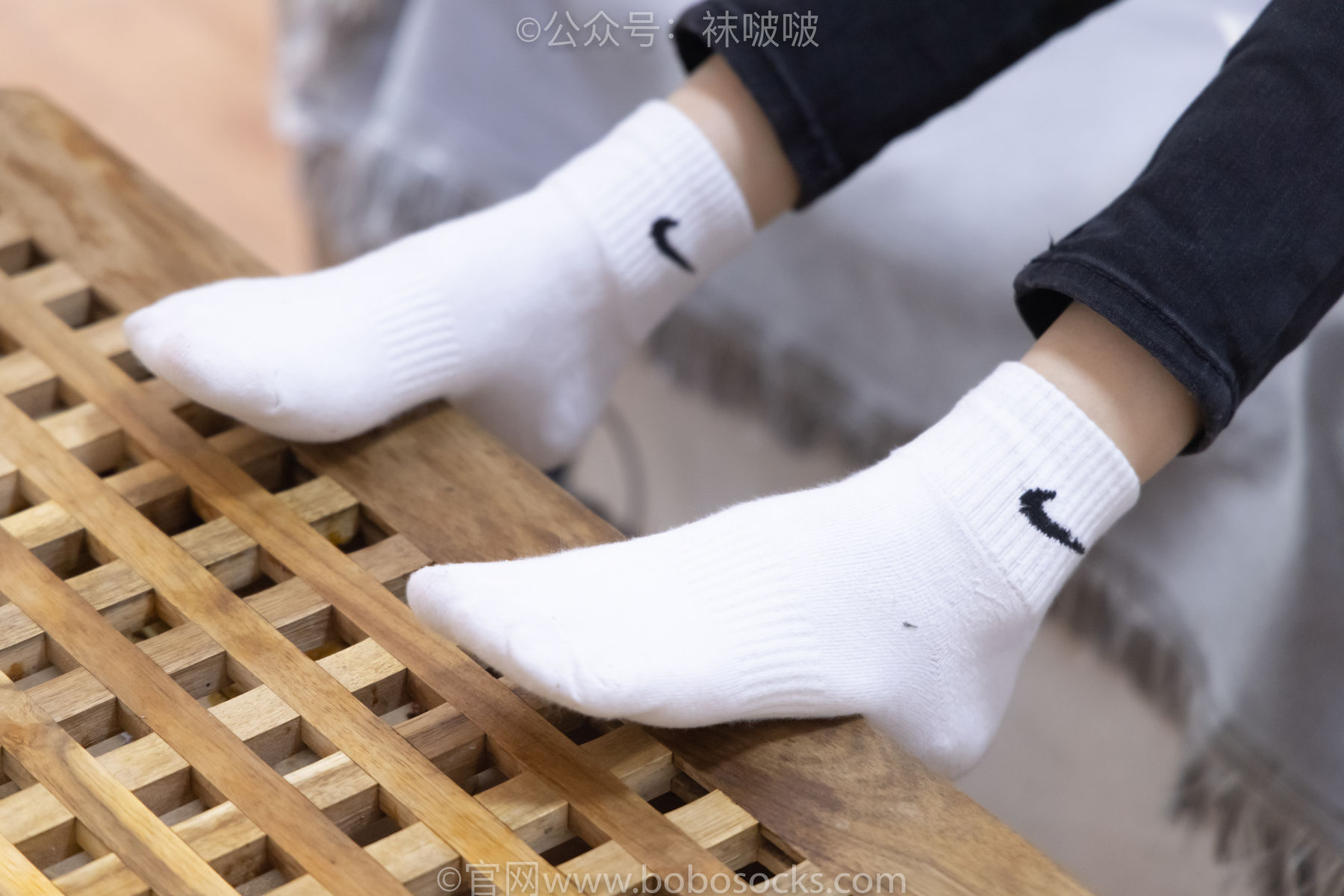 BoBoSocks袜啵啵 No.061 稚予-短靴、白棉袜、裸足
