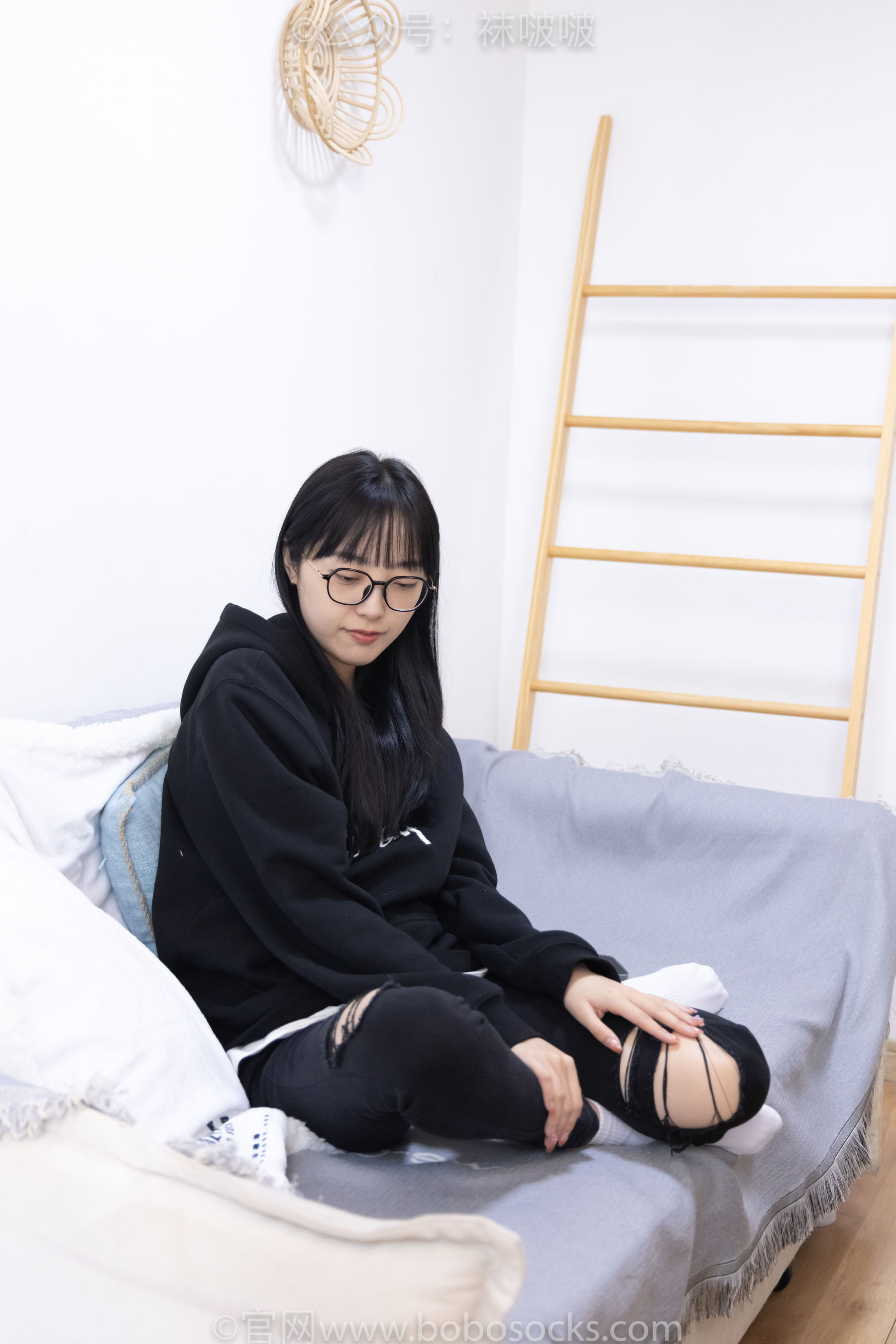 BoBoSocks袜啵啵 No.061 稚予-短靴、白棉袜、裸足