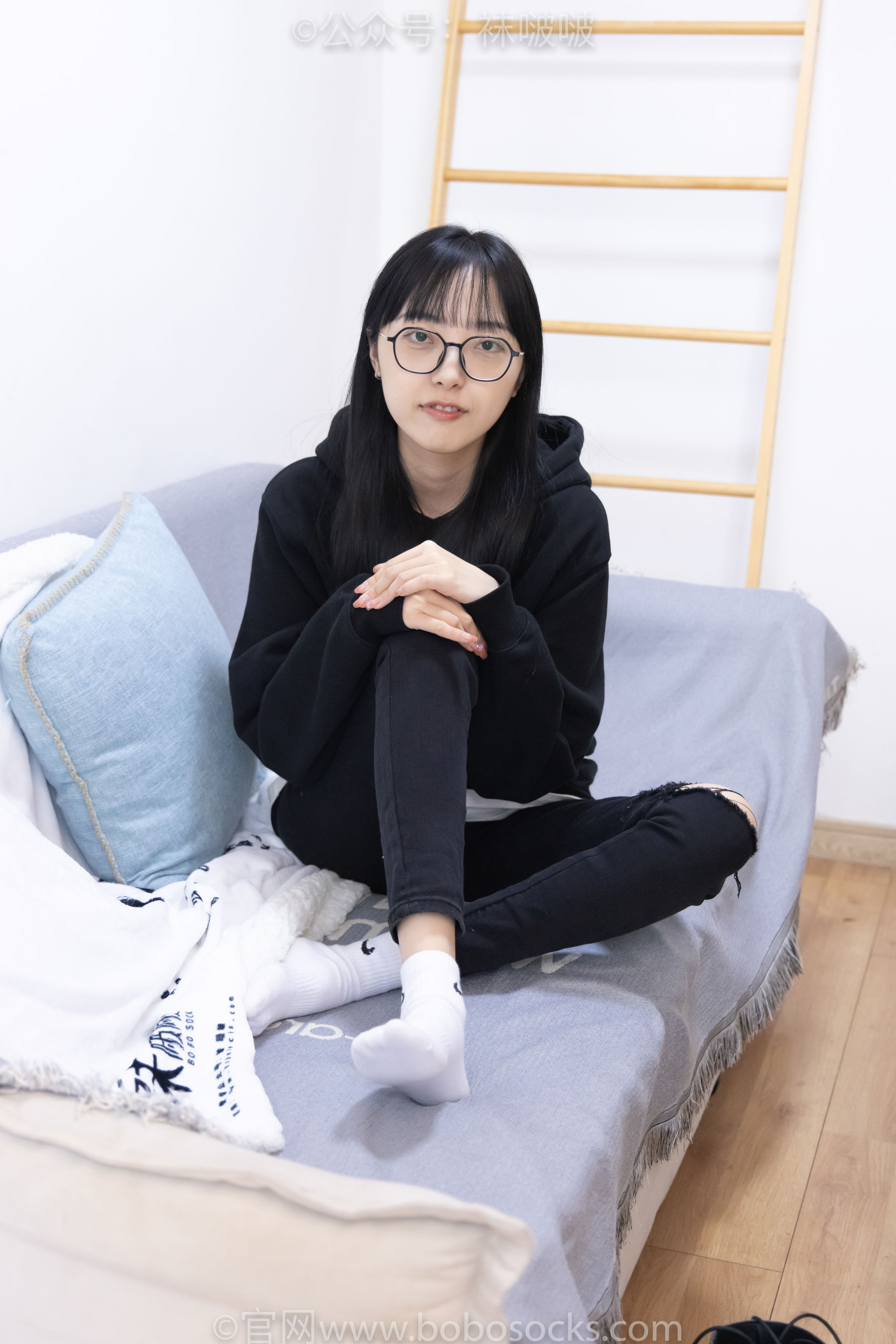 BoBoSocks袜啵啵 No.061 稚予-短靴、白棉袜、裸足