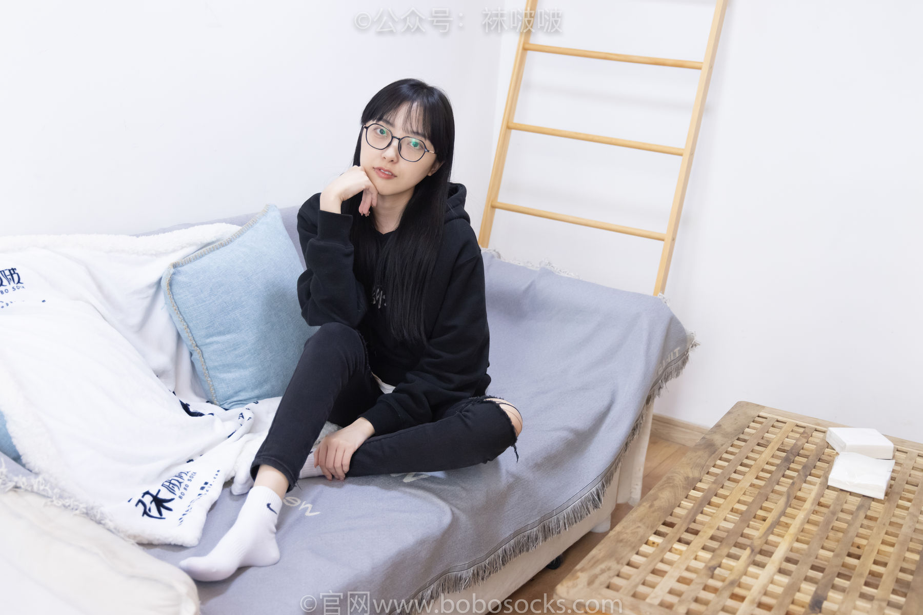 BoBoSocks袜啵啵 No.061 稚予-短靴、白棉袜、裸足