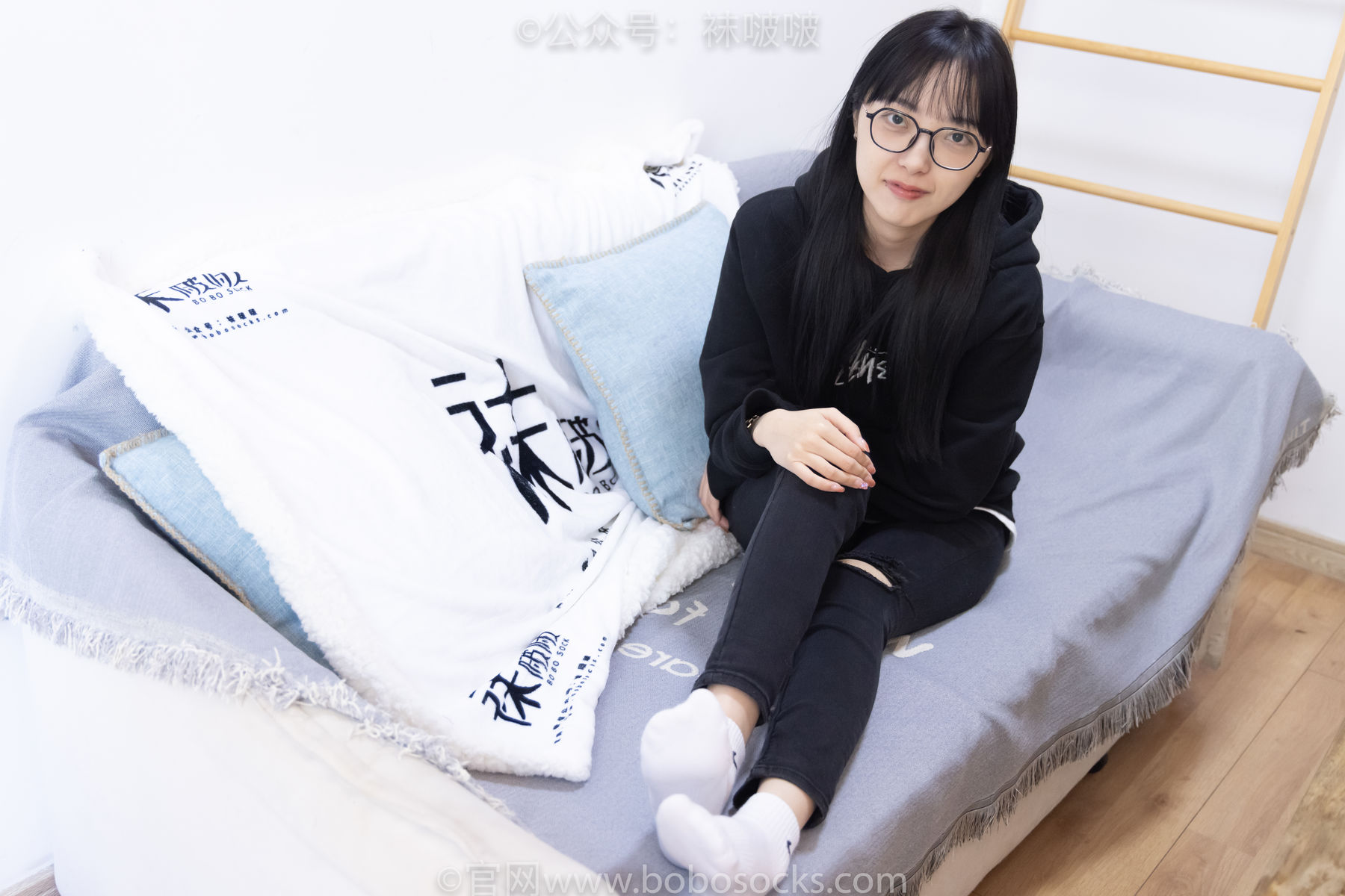 BoBoSocks袜啵啵 No.061 稚予-短靴、白棉袜、裸足