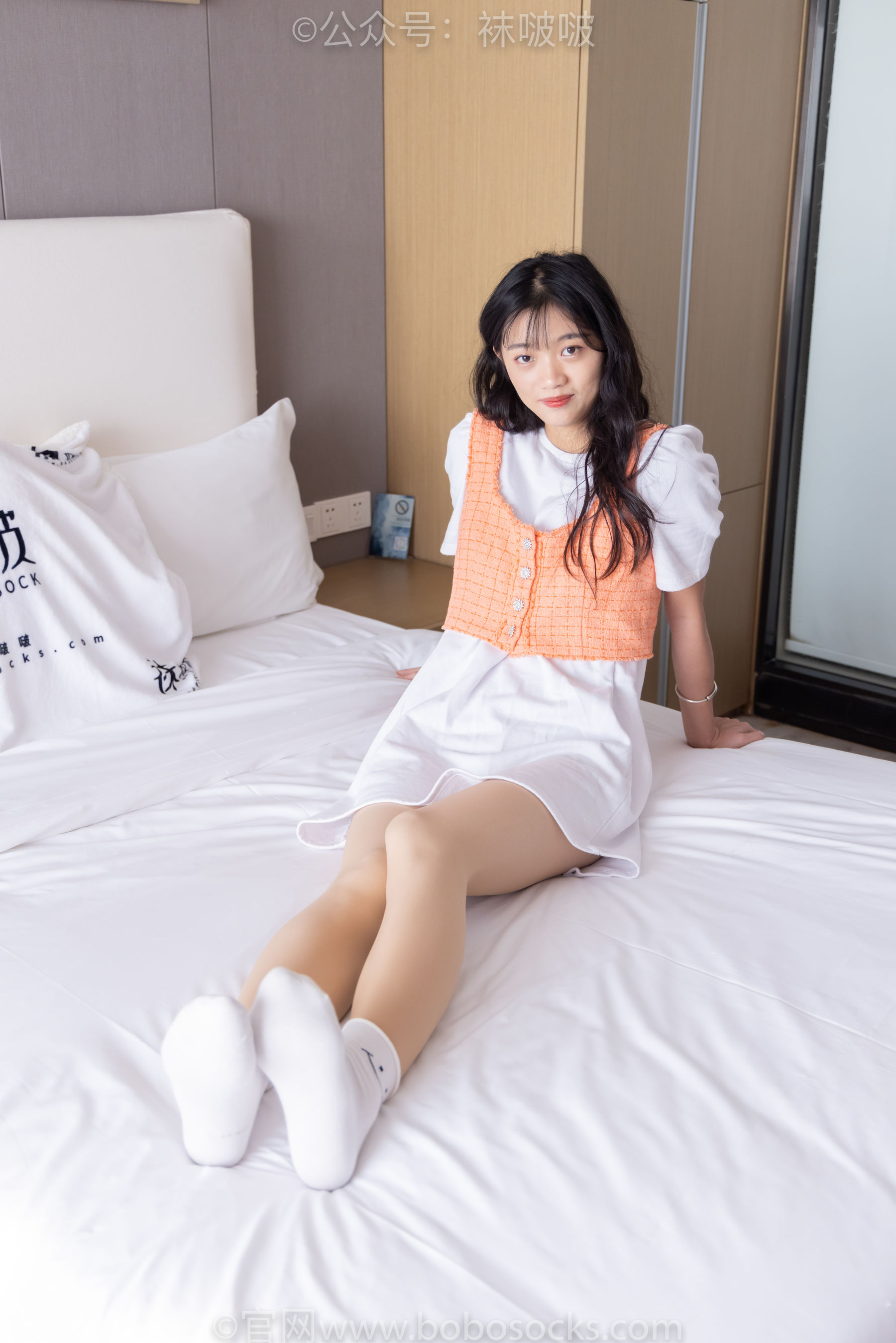 BoBoSocks袜啵啵 No.062 涵涵-运动鞋、白棉袜、厚肉丝