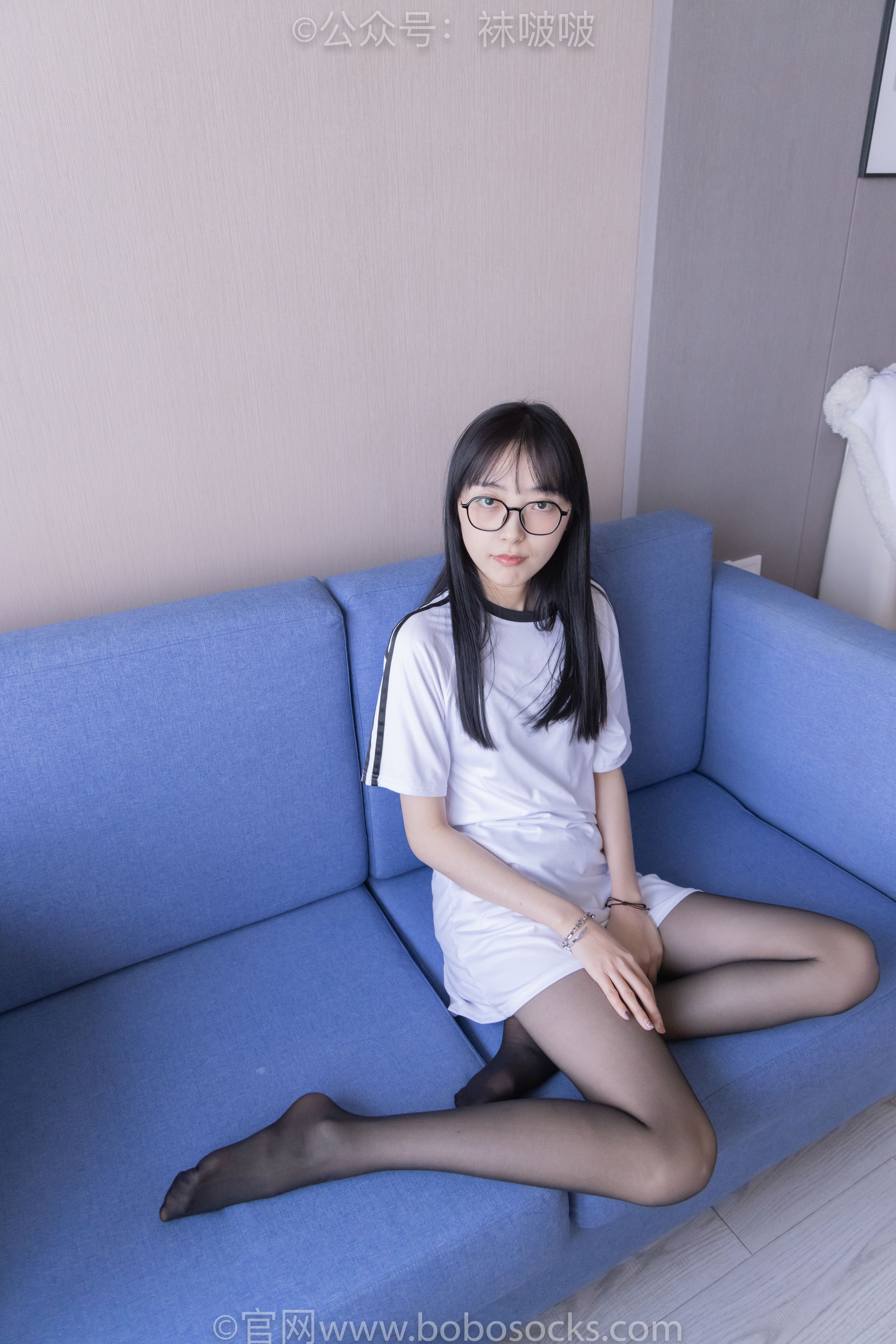 BoBoSocks袜啵啵 No.067 稚予-匡威帆布鞋、黑丝