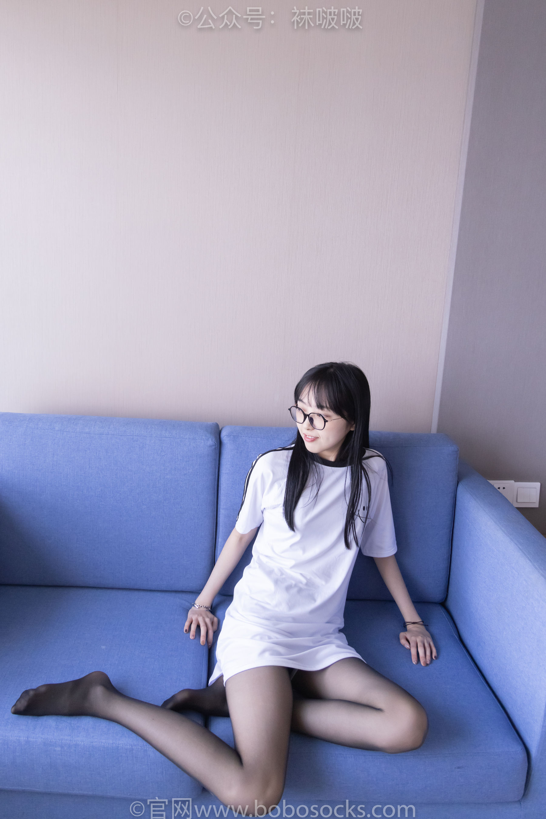 BoBoSocks袜啵啵 No.067 稚予-匡威帆布鞋、黑丝