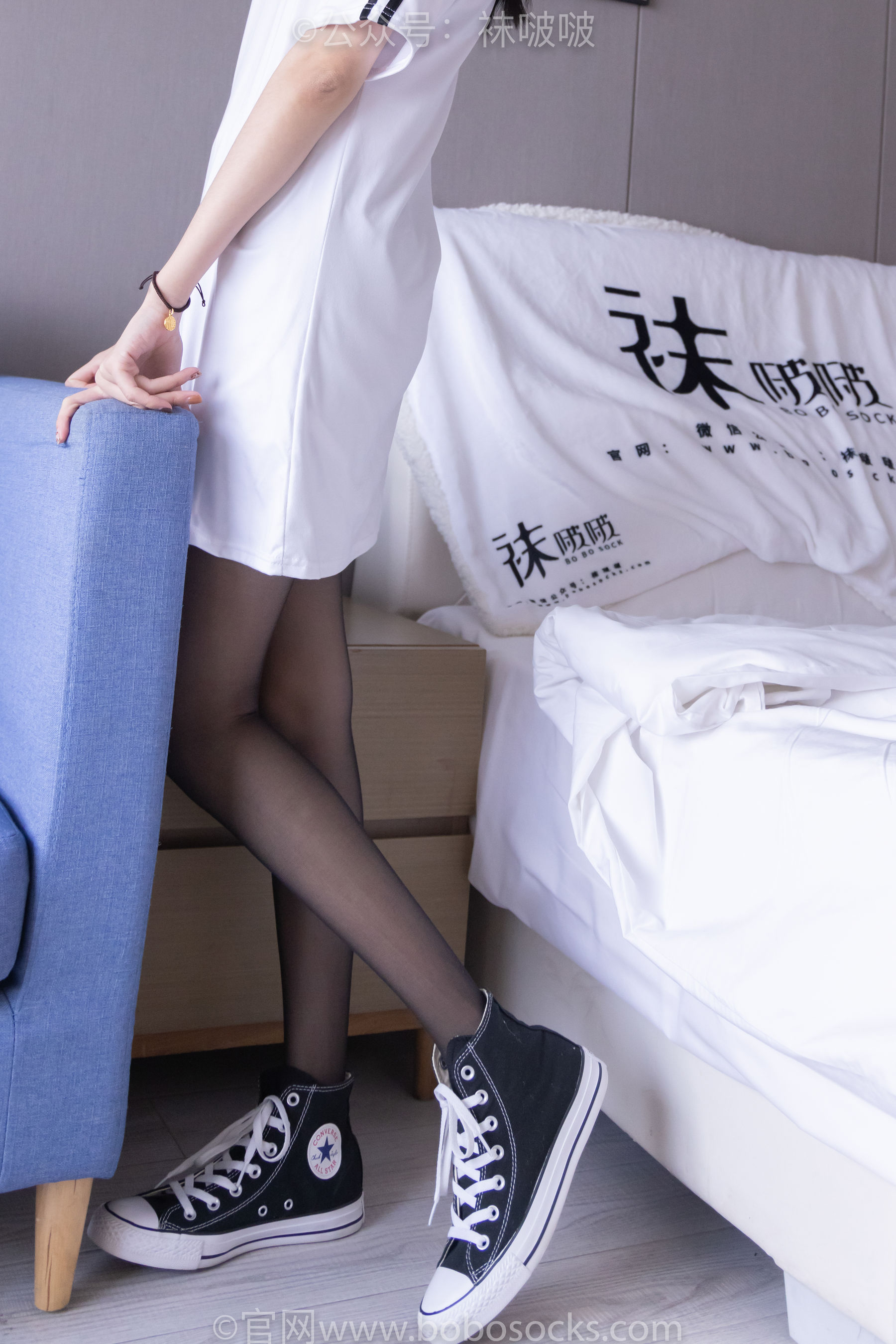 BoBoSocks袜啵啵 No.067 稚予-匡威帆布鞋、黑丝