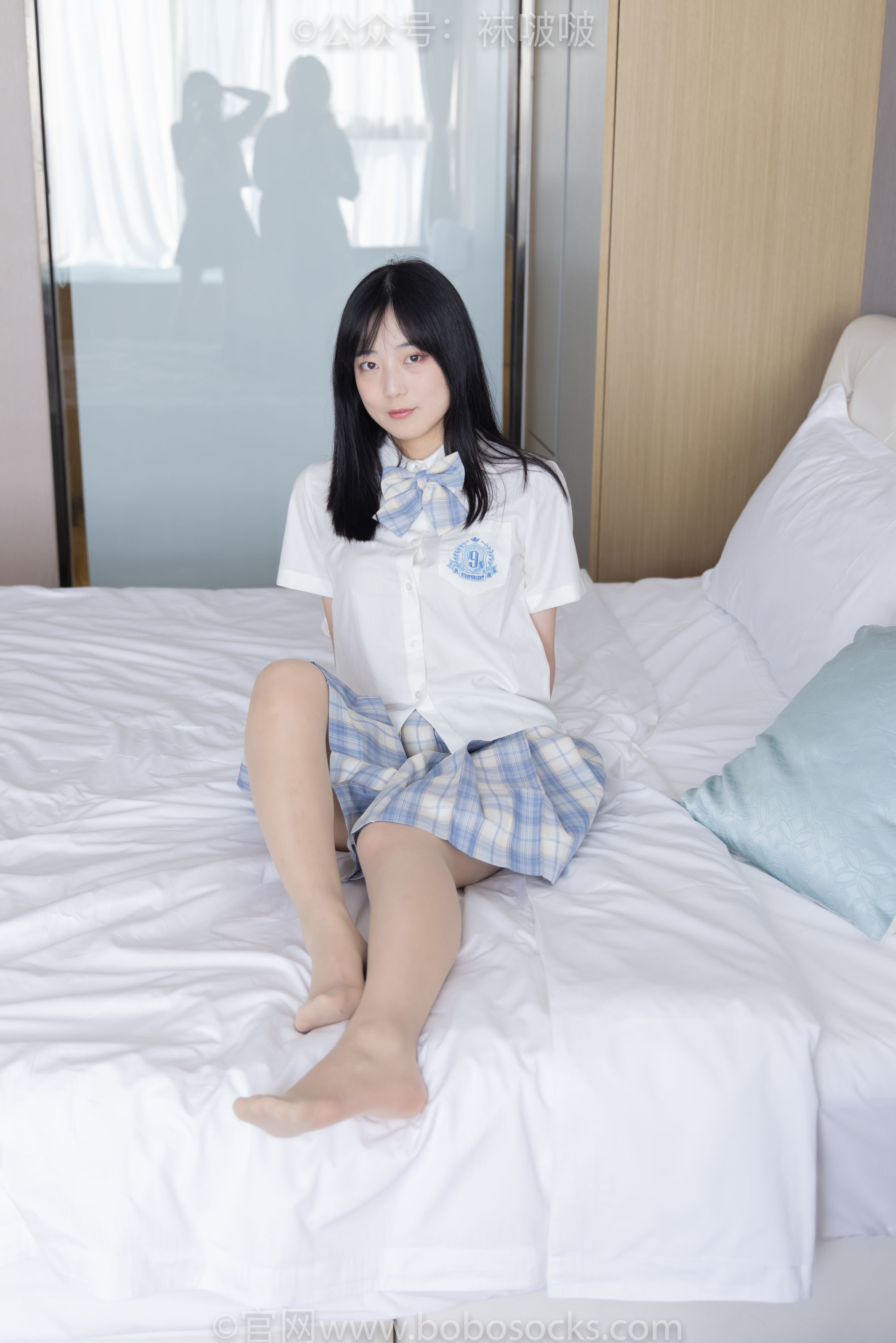 BoBoSocks袜啵啵 No.068 菠萝-JK制服、皮鞋、短白棉袜、肉丝