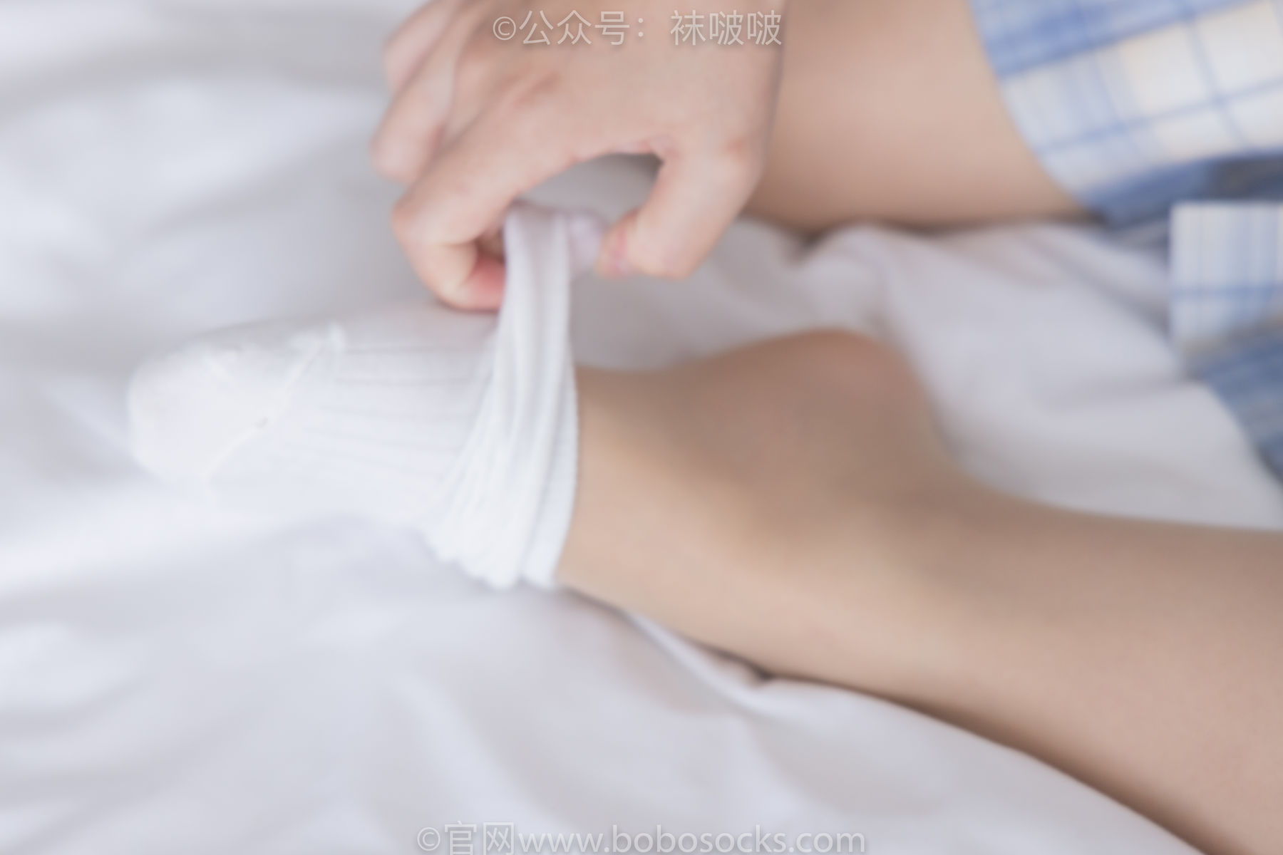 BoBoSocks袜啵啵 No.068 菠萝-JK制服、皮鞋、短白棉袜、肉丝