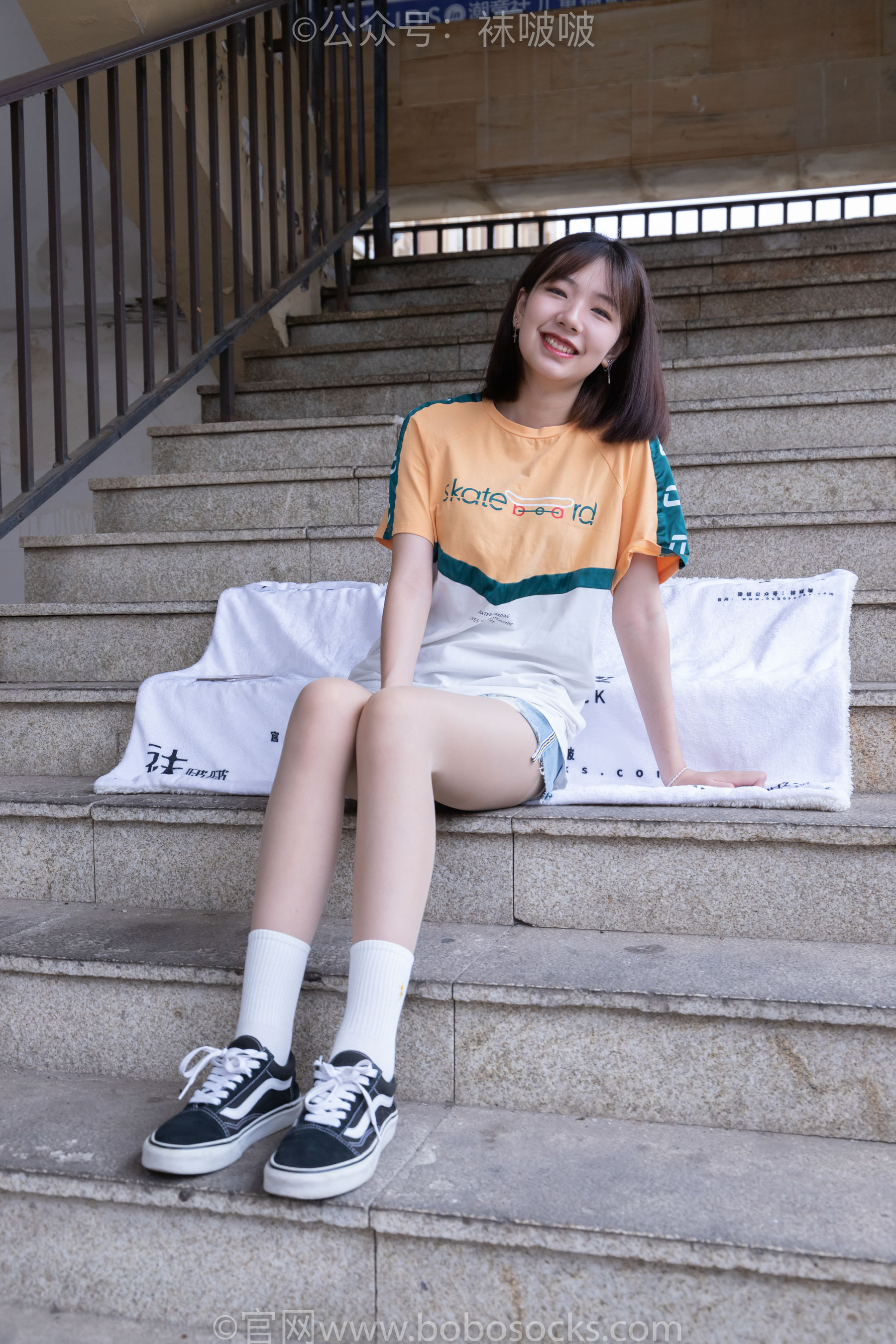 BoBoSocks袜啵啵 No.069 小甜豆-vans板鞋、白棉袜、肉丝