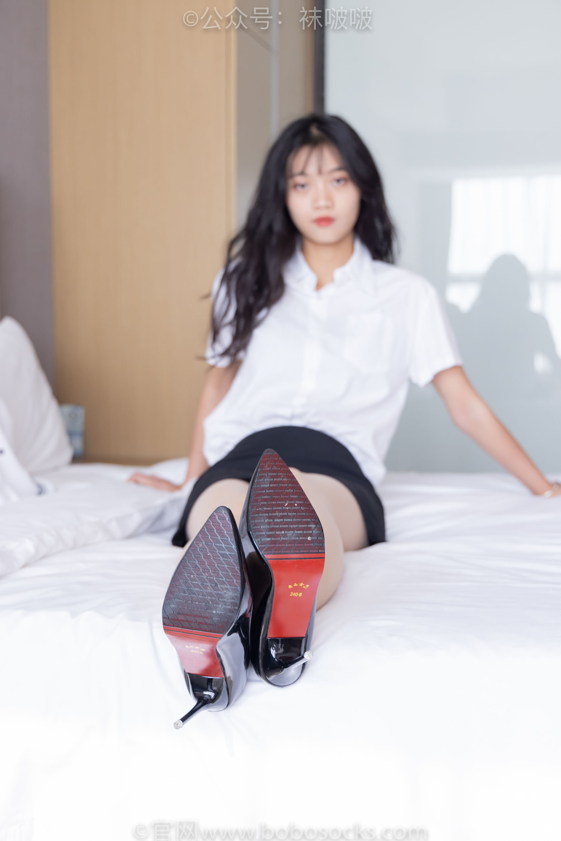 BoBoSocks袜啵啵 No.071 涵涵-OL制服、高跟鞋、肉丝