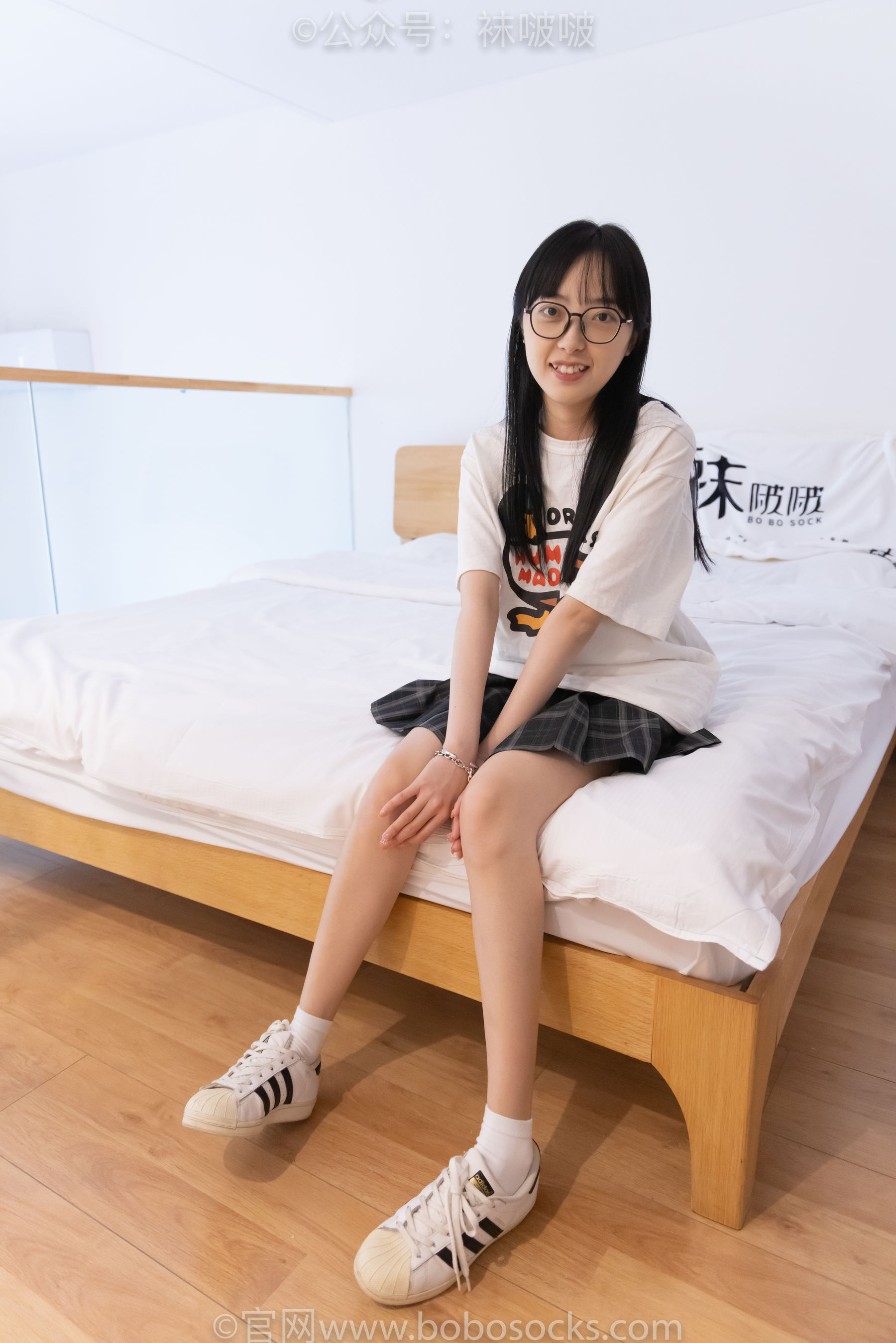 BoBoSocks袜啵啵 No.073 稚予-贝壳头、白棉袜、裸足