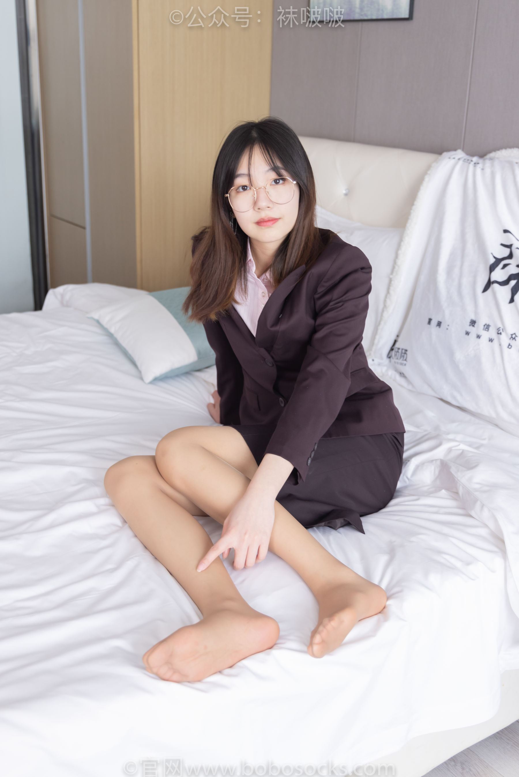 BoBoSocks袜啵啵 No.078 小甜豆-招行制服、平底鞋、灰丝