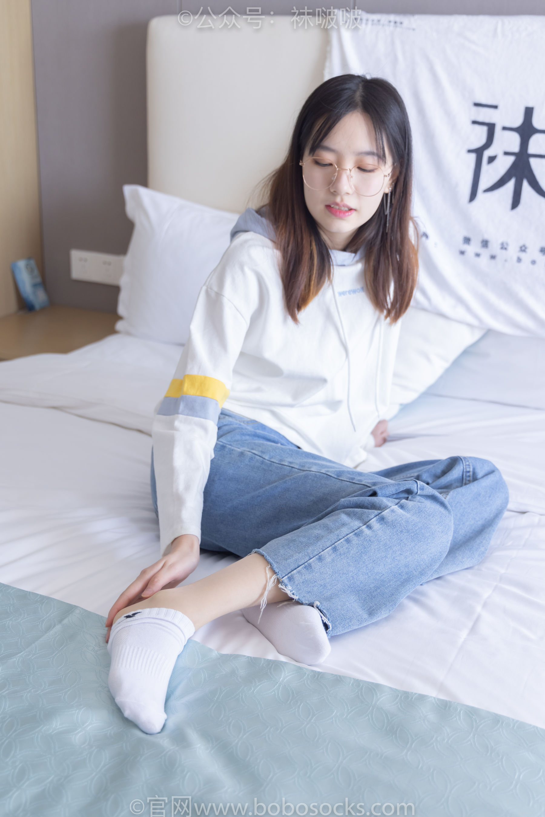 BoBoSocks袜啵啵 No.080 小甜豆-帆布鞋、白棉袜、肉丝
