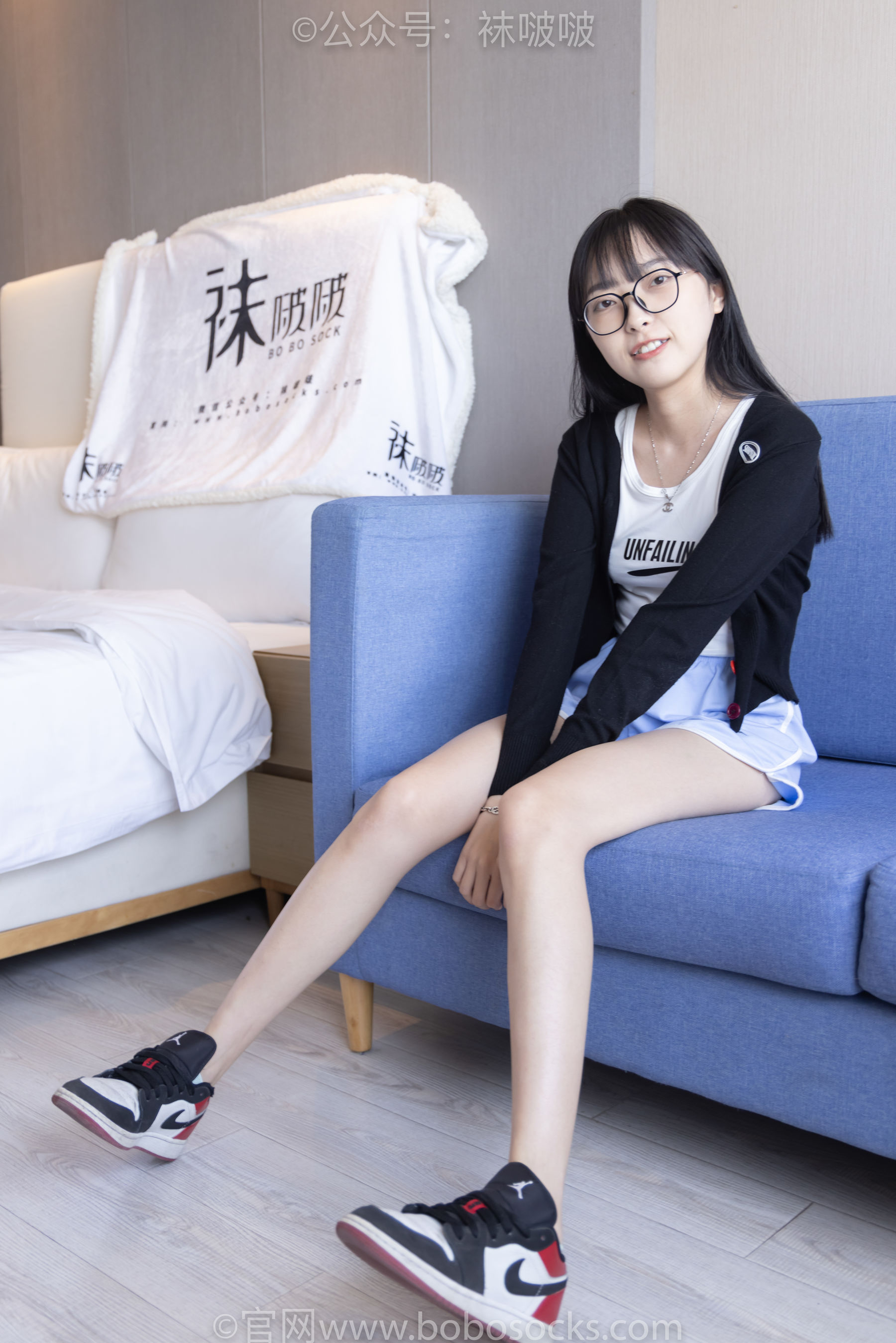 BoBoSocks袜啵啵 No.081 稚予- AJ、浅黄色短棉袜、浅蓝色短棉袜、裸足