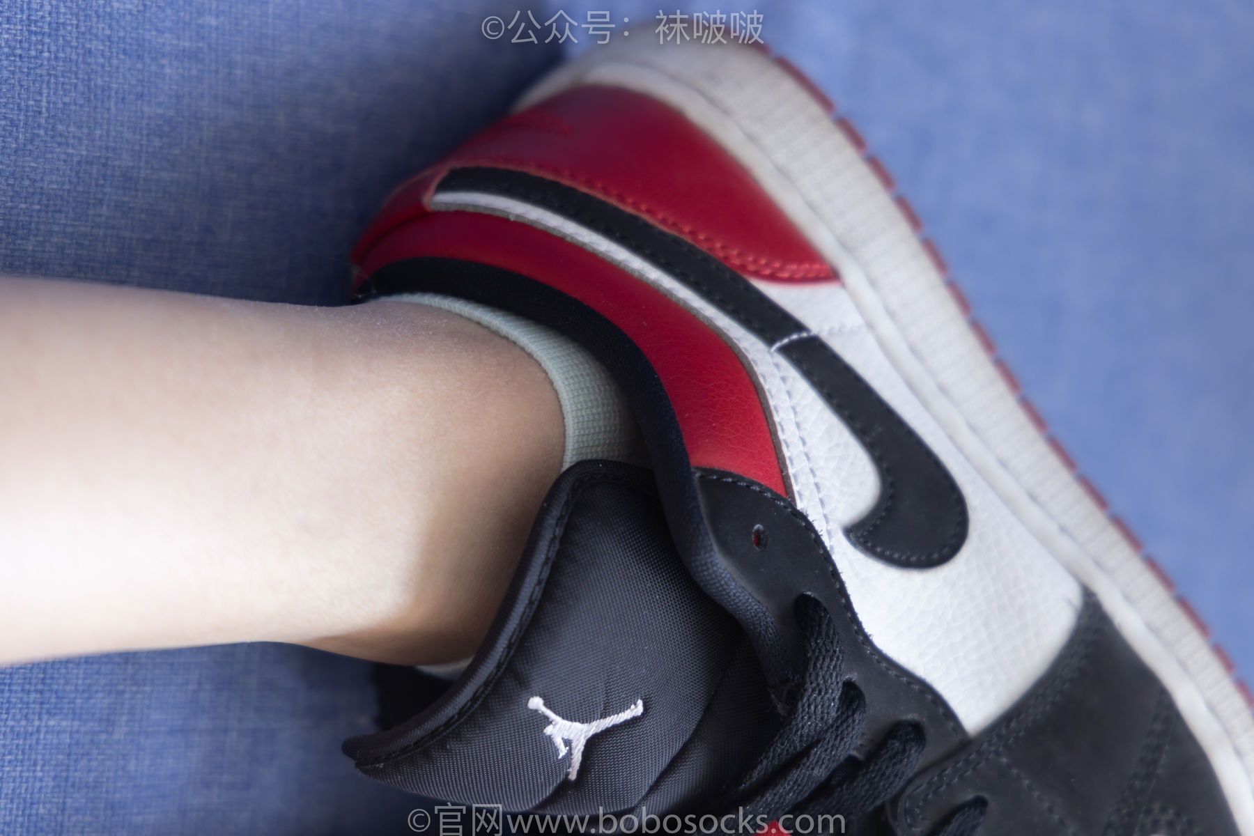 BoBoSocks袜啵啵 No.081 稚予- AJ、浅黄色短棉袜、浅蓝色短棉袜、裸足