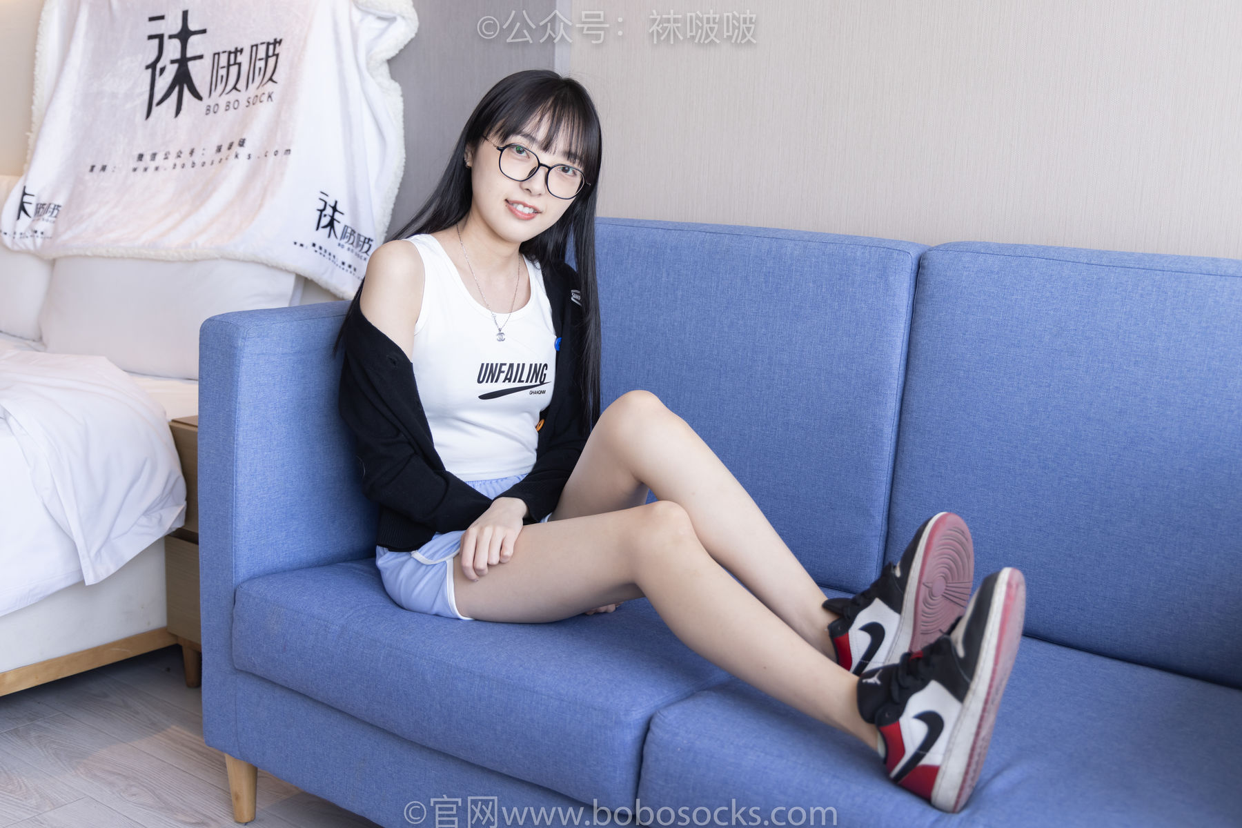 BoBoSocks袜啵啵 No.081 稚予- AJ、浅黄色短棉袜、浅蓝色短棉袜、裸足