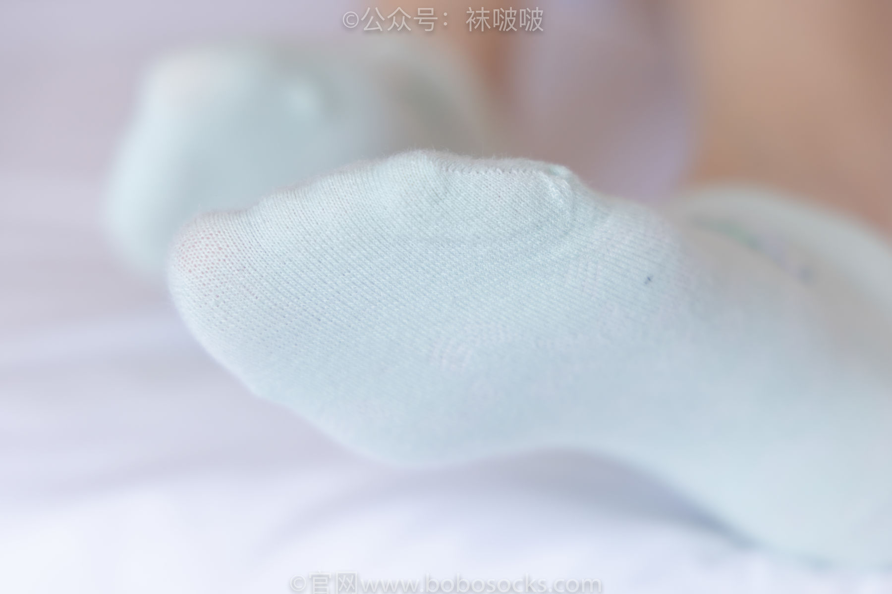 BoBoSocks袜啵啵 No.081 稚予- AJ、浅黄色短棉袜、浅蓝色短棉袜、裸足