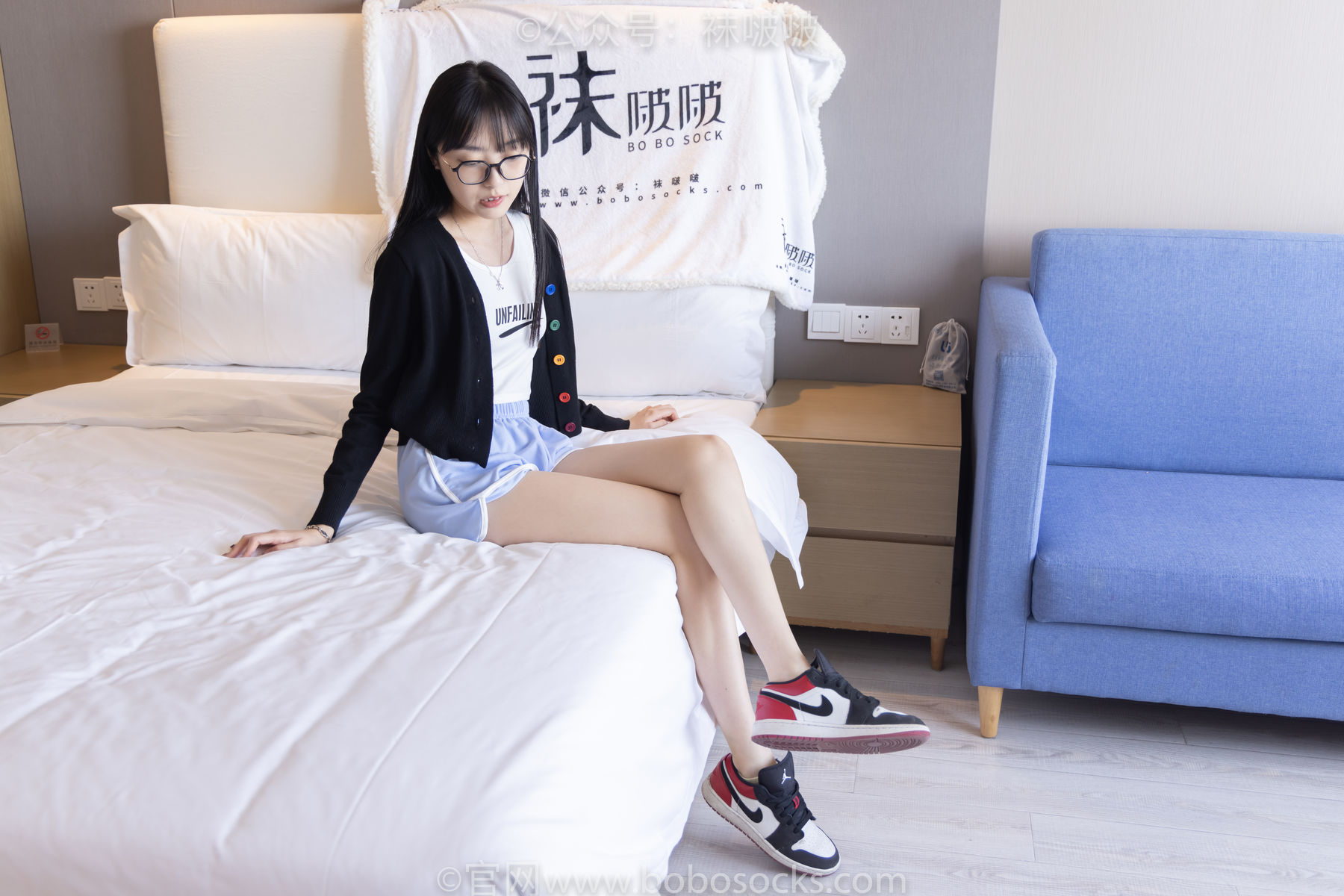 BoBoSocks袜啵啵 No.081 稚予- AJ、浅黄色短棉袜、浅蓝色短棉袜、裸足