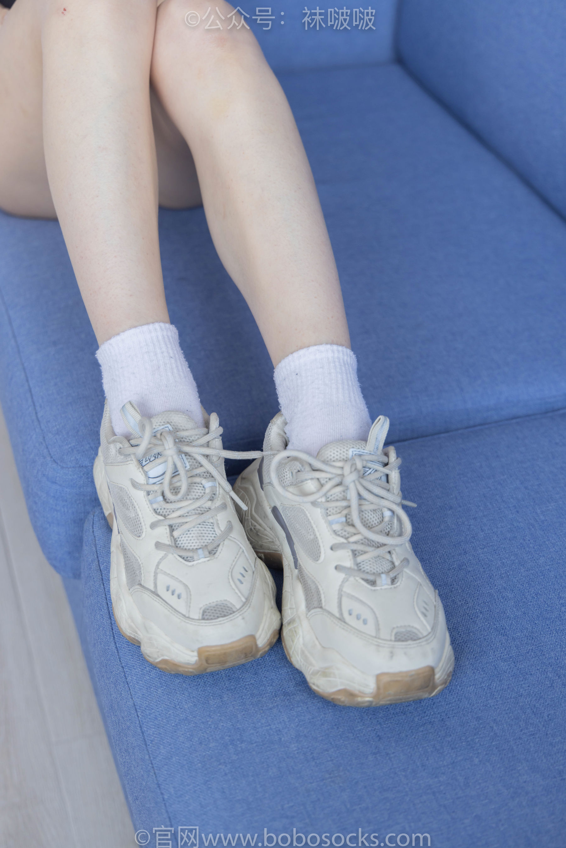 BoBoSocks袜啵啵 No.084 苏苏-运动鞋、日常所穿白棉袜、裸足