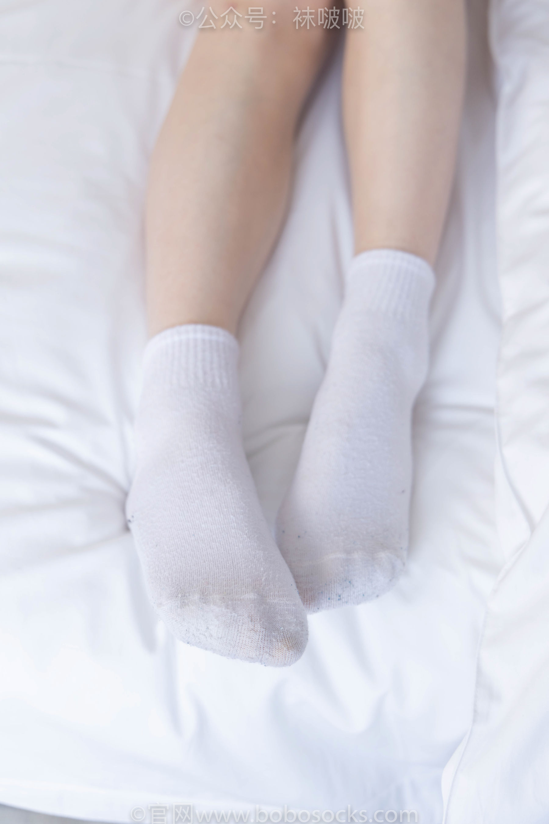 BoBoSocks袜啵啵 No.084 苏苏-运动鞋、日常所穿白棉袜、裸足
