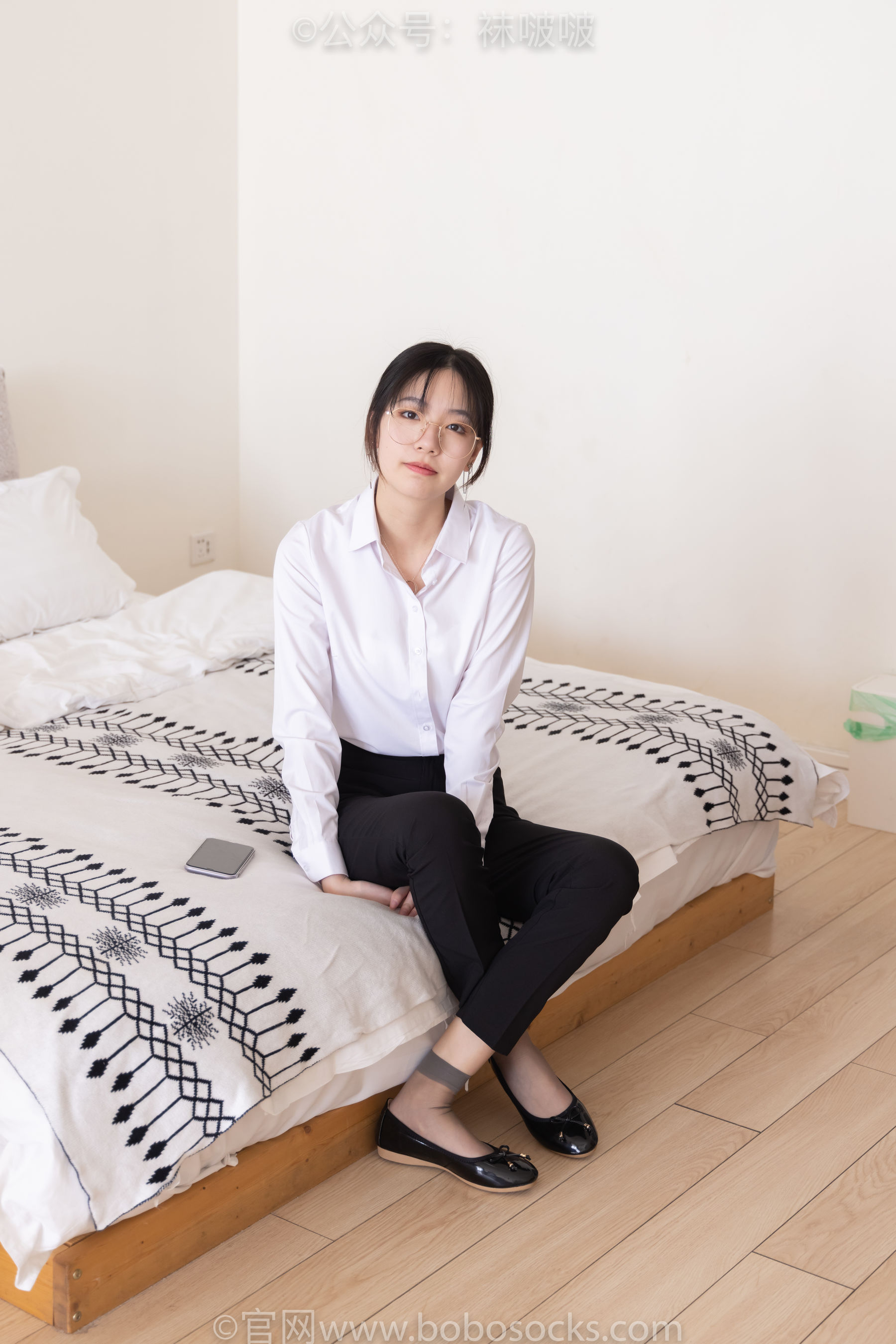 BoBoSocks袜啵啵 No.085 小甜豆-平底鞋、短灰丝、短肉丝