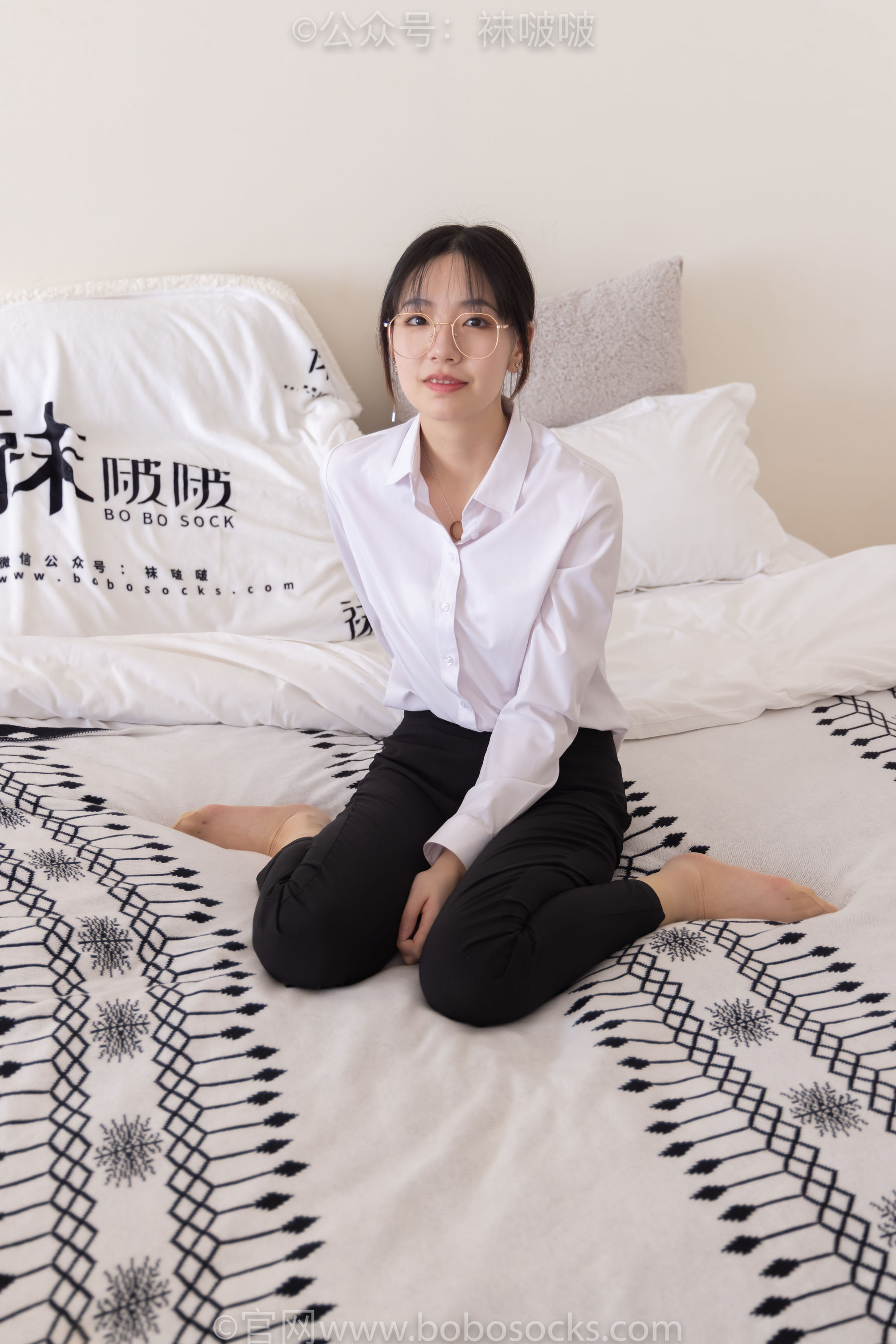 BoBoSocks袜啵啵 No.085 小甜豆-平底鞋、短灰丝、短肉丝