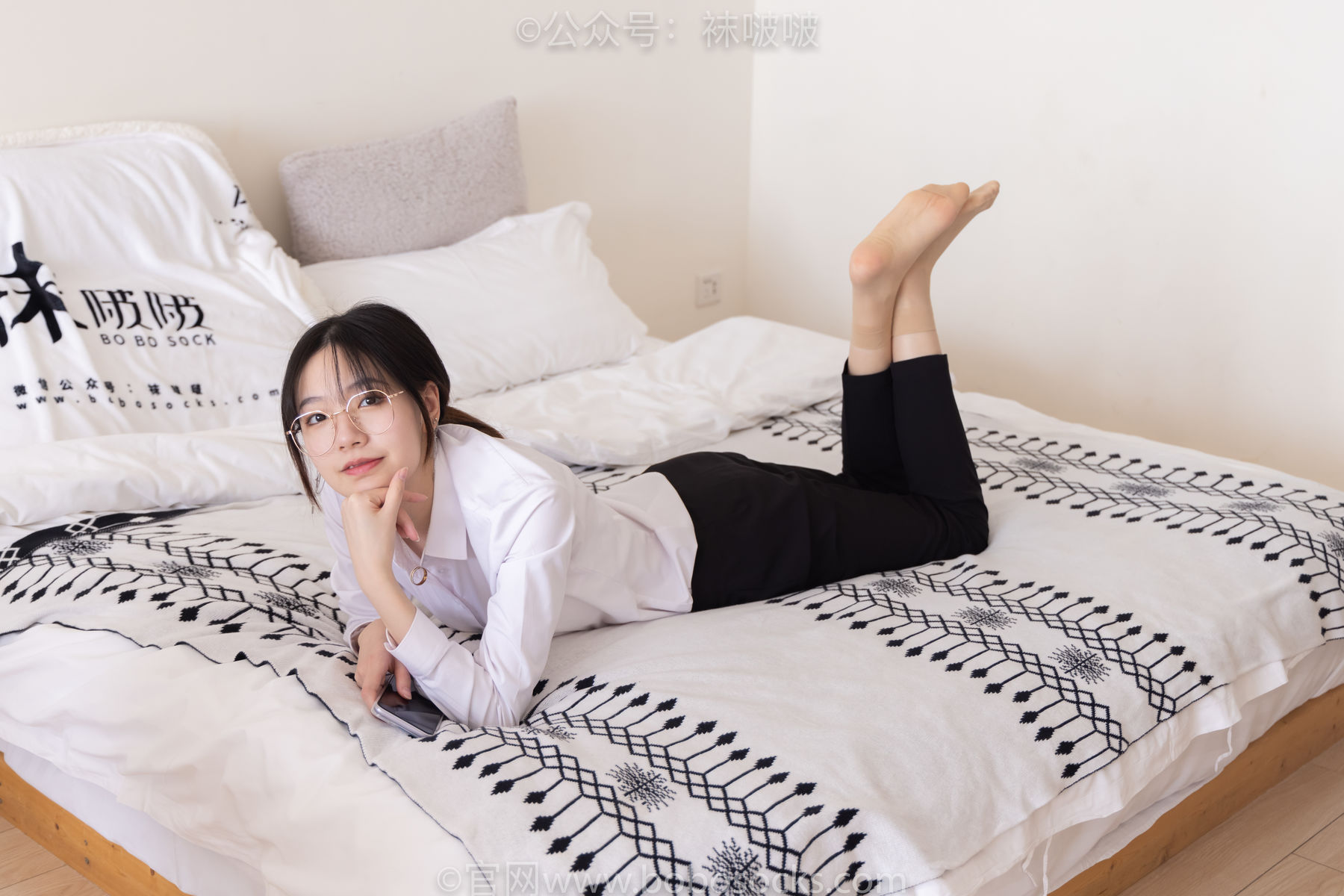 BoBoSocks袜啵啵 No.085 小甜豆-平底鞋、短灰丝、短肉丝