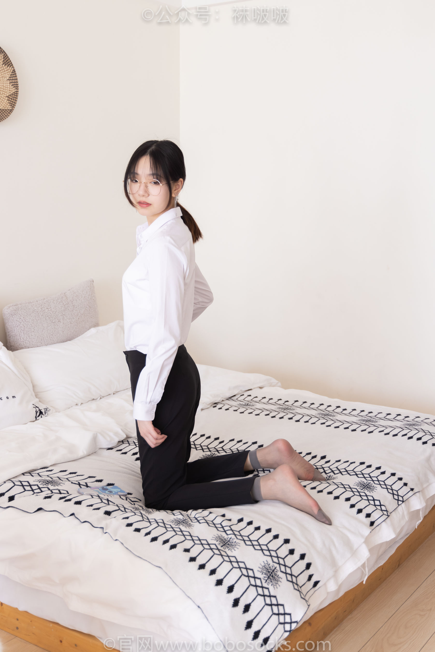 BoBoSocks袜啵啵 No.085 小甜豆-平底鞋、短灰丝、短肉丝
