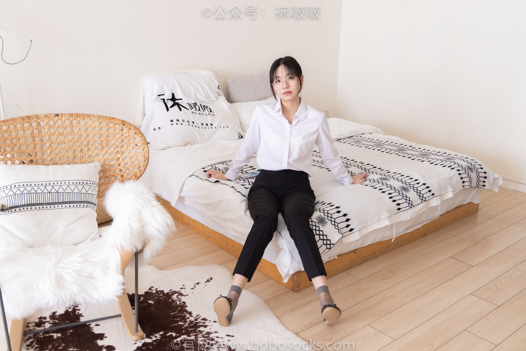 BoBoSocks袜啵啵 No.085 小甜豆-平底鞋、短灰丝、短肉丝