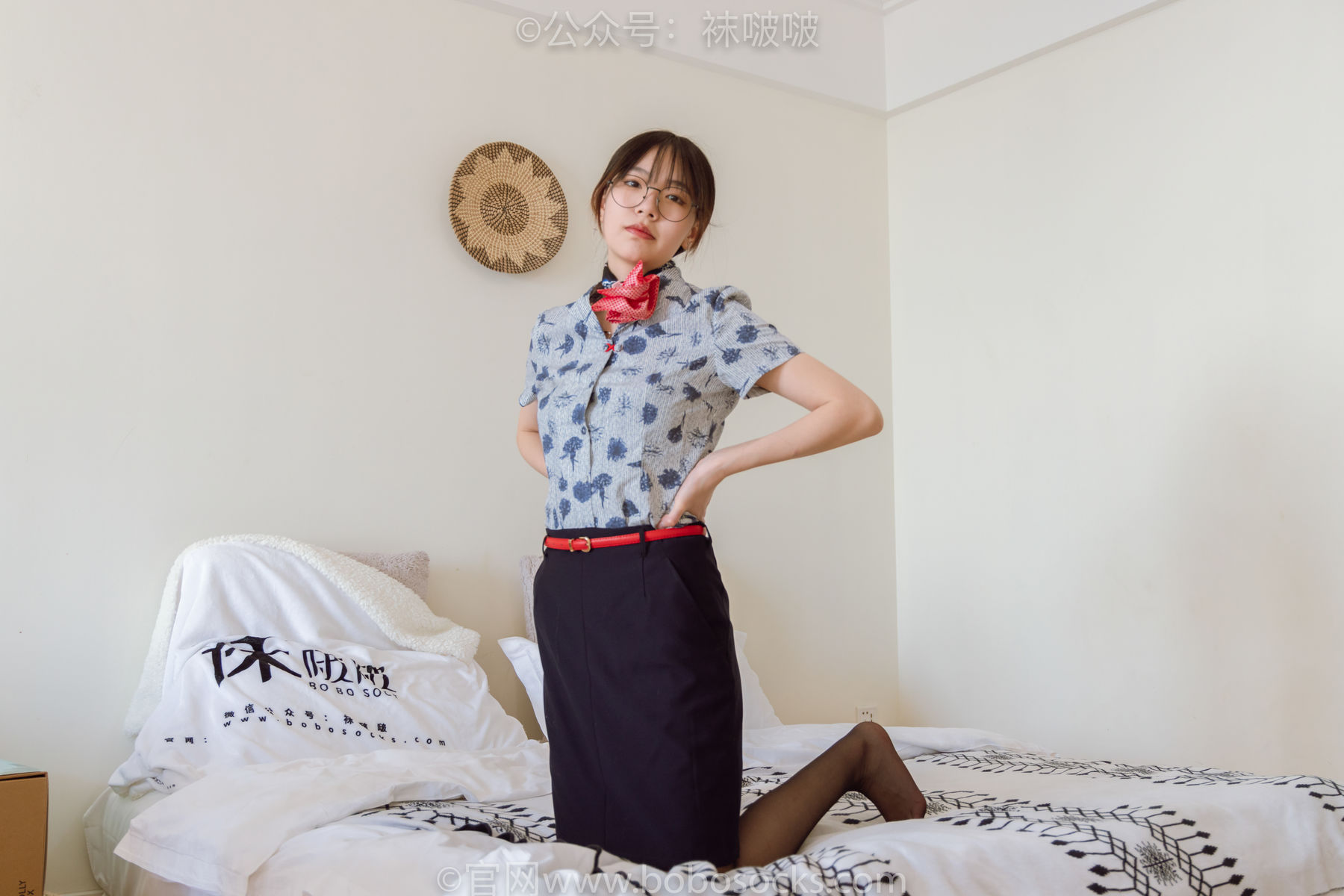 BoBoSocks袜啵啵 No.087 小甜豆-空姐制服、高跟鞋、黑丝
