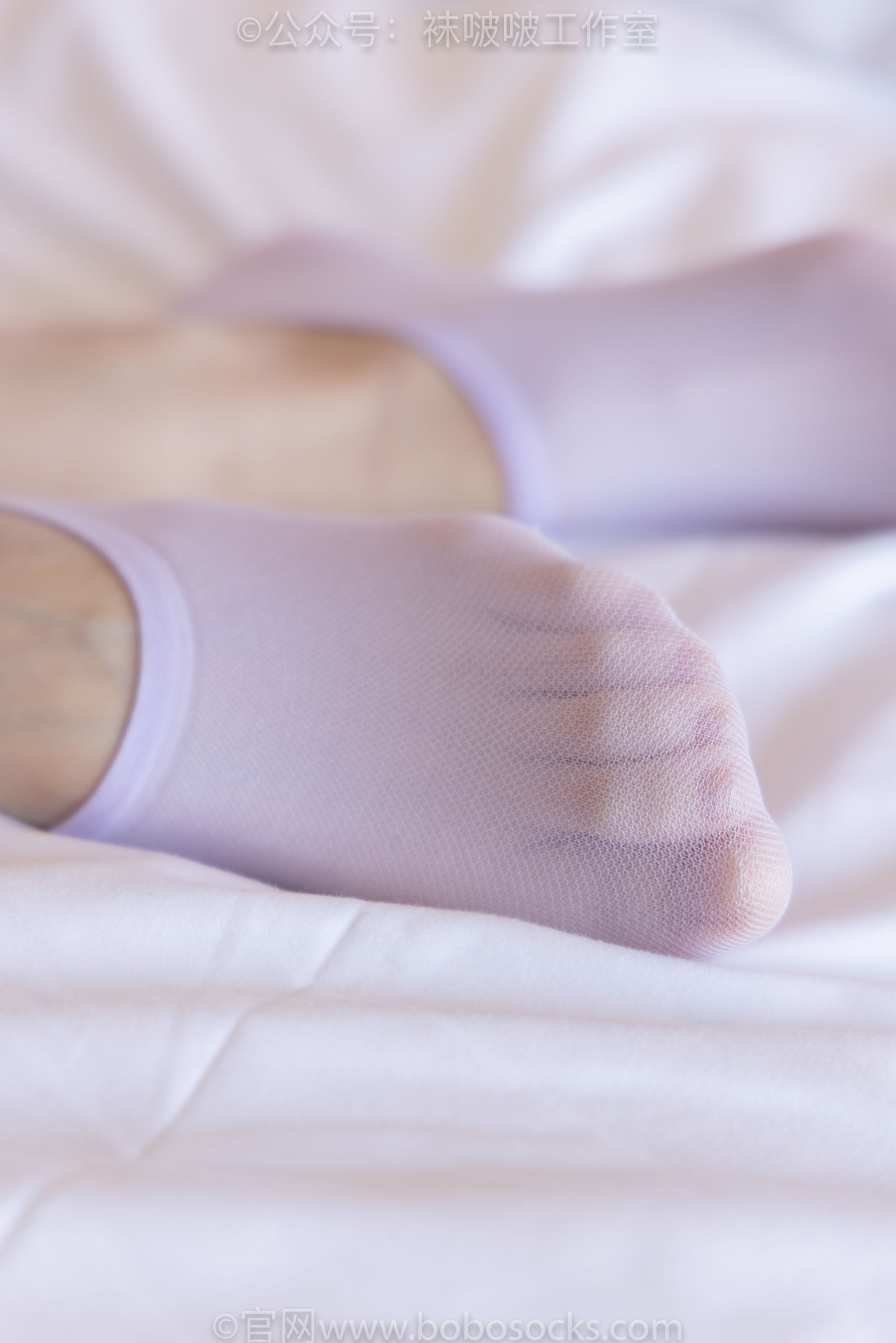 BoBoSocks袜啵啵 No.091 稚予-板鞋、淡粉色船袜、黑色船袜、裸足