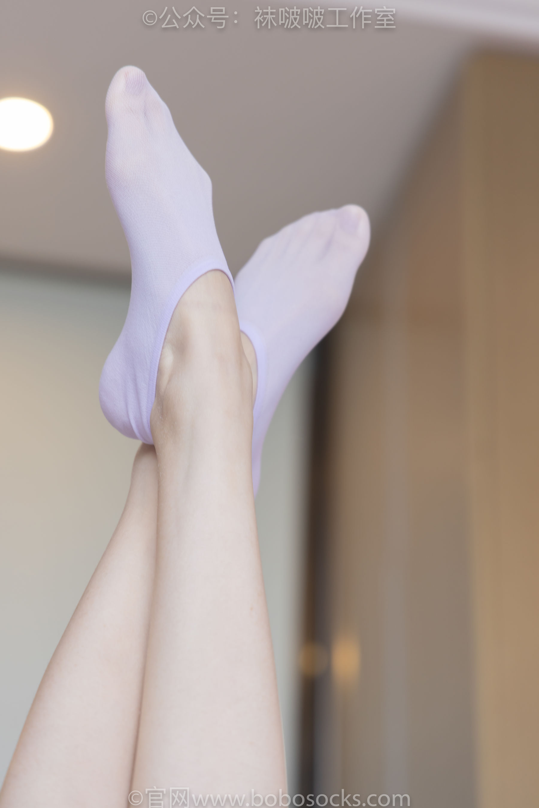 BoBoSocks袜啵啵 No.091 稚予-板鞋、淡粉色船袜、黑色船袜、裸足