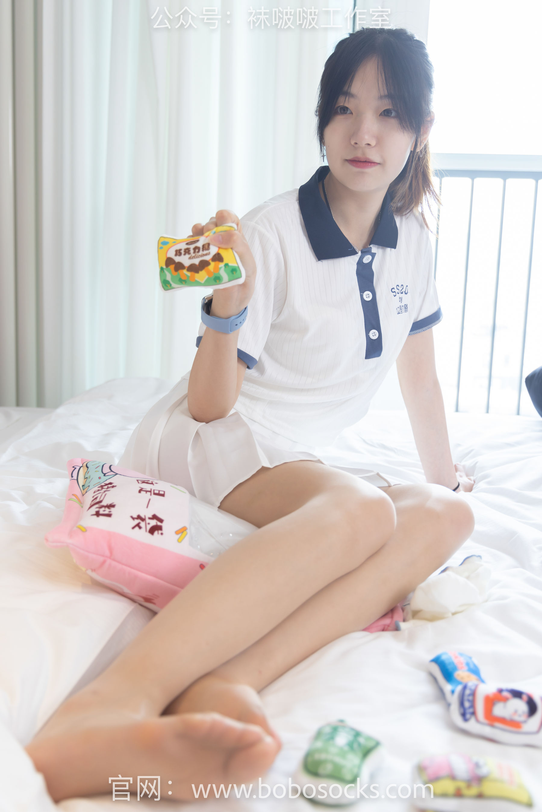 BoBoSocks袜啵啵 No.096 小甜豆-板鞋、白棉袜、油亮肉丝