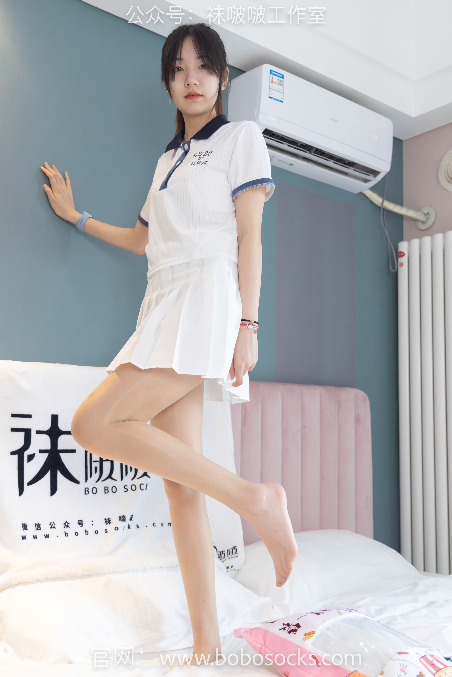 BoBoSocks袜啵啵 No.096 小甜豆-板鞋、白棉袜、油亮肉丝