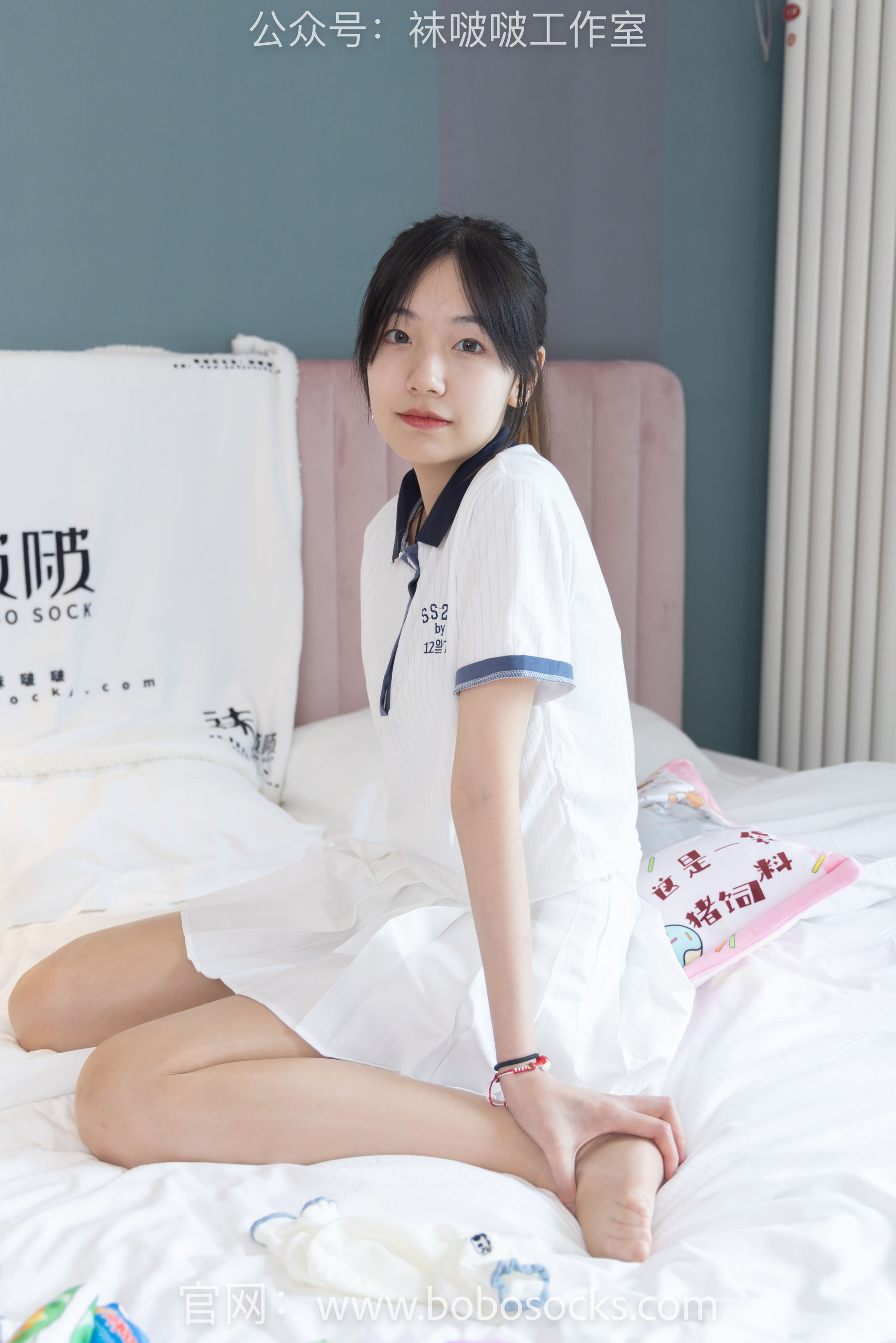 BoBoSocks袜啵啵 No.096 小甜豆-板鞋、白棉袜、油亮肉丝
