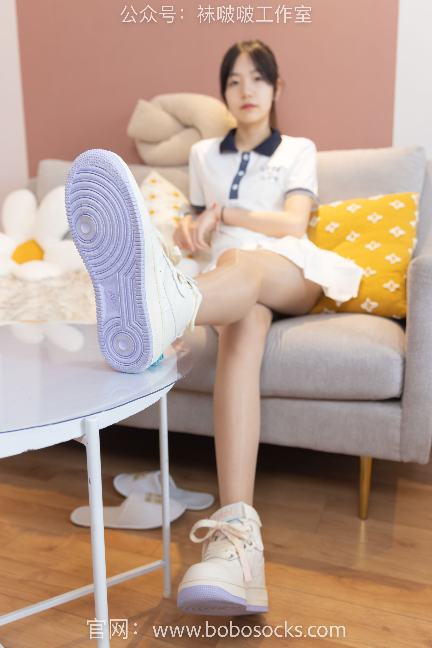 BoBoSocks袜啵啵 No.096 小甜豆-板鞋、白棉袜、油亮肉丝