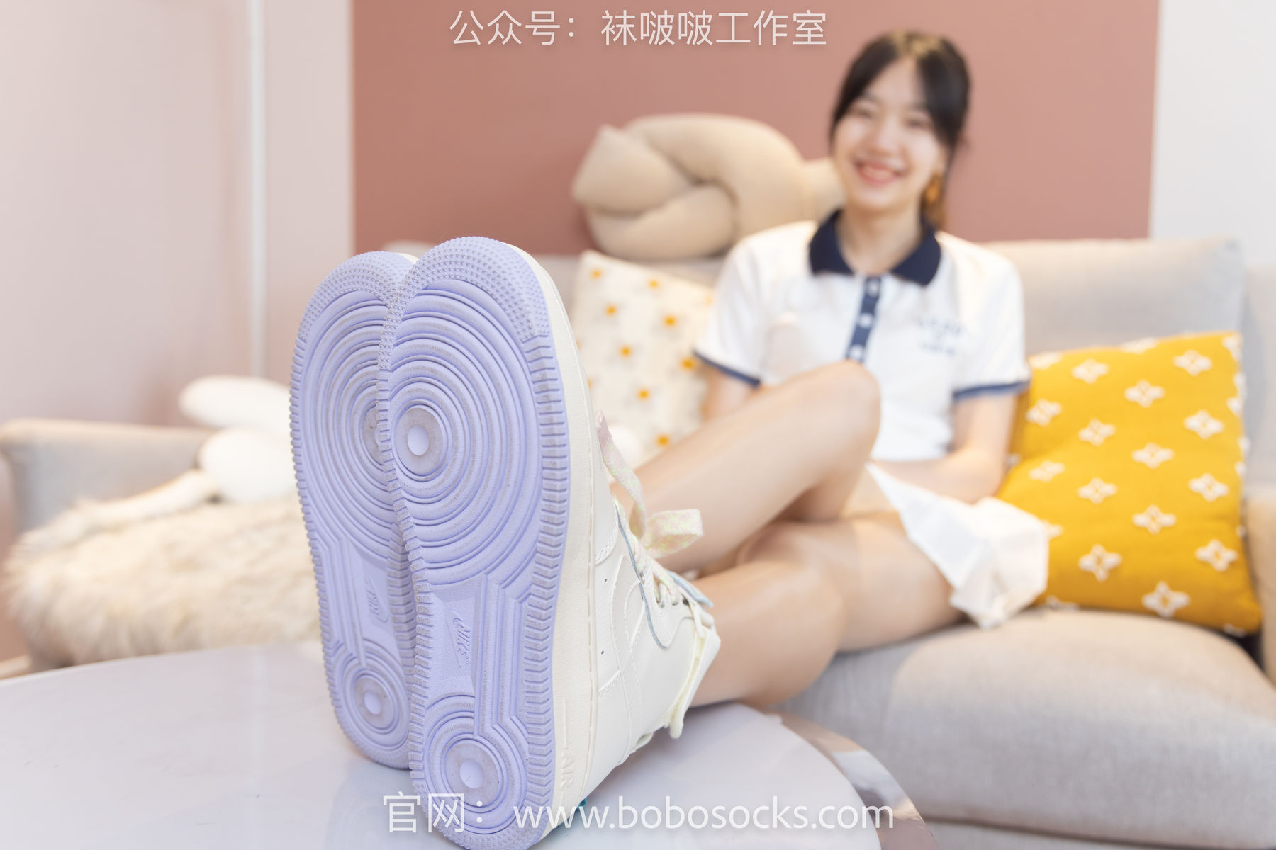 BoBoSocks袜啵啵 No.096 小甜豆-板鞋、白棉袜、油亮肉丝
