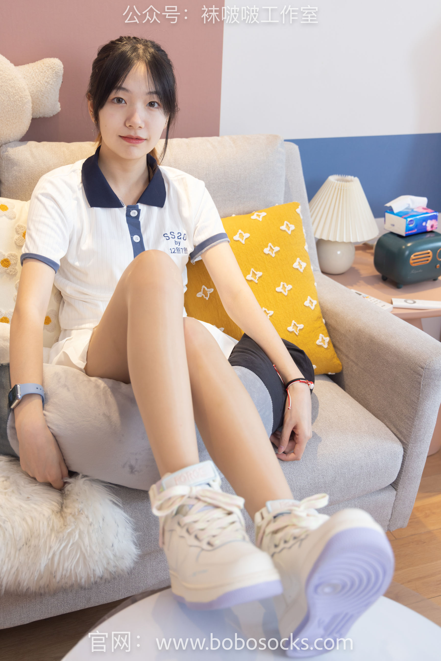 BoBoSocks袜啵啵 No.096 小甜豆-板鞋、白棉袜、油亮肉丝