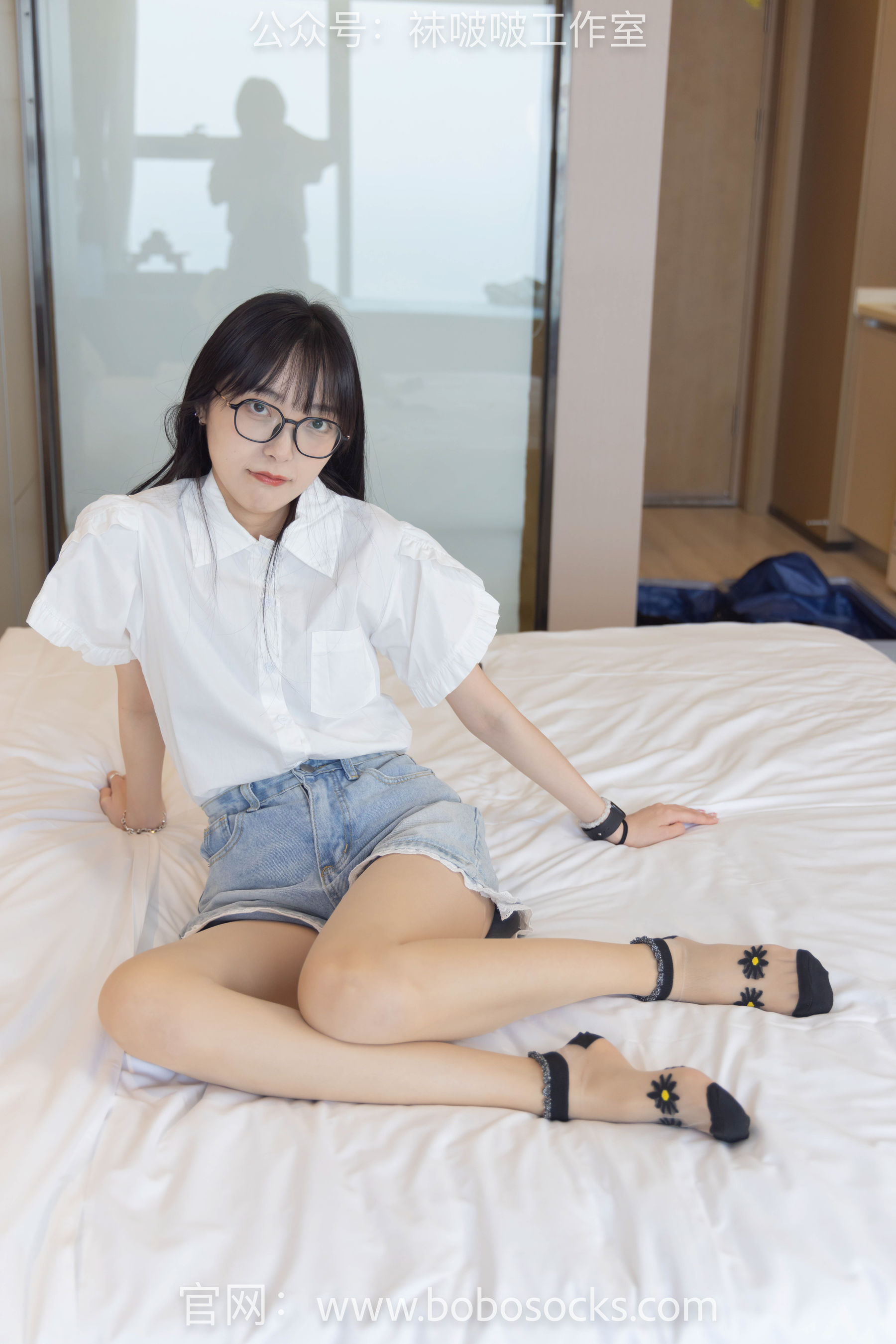 BoBoSocks袜啵啵 No.097 稚予-板鞋、玻璃丝短袜、肉丝