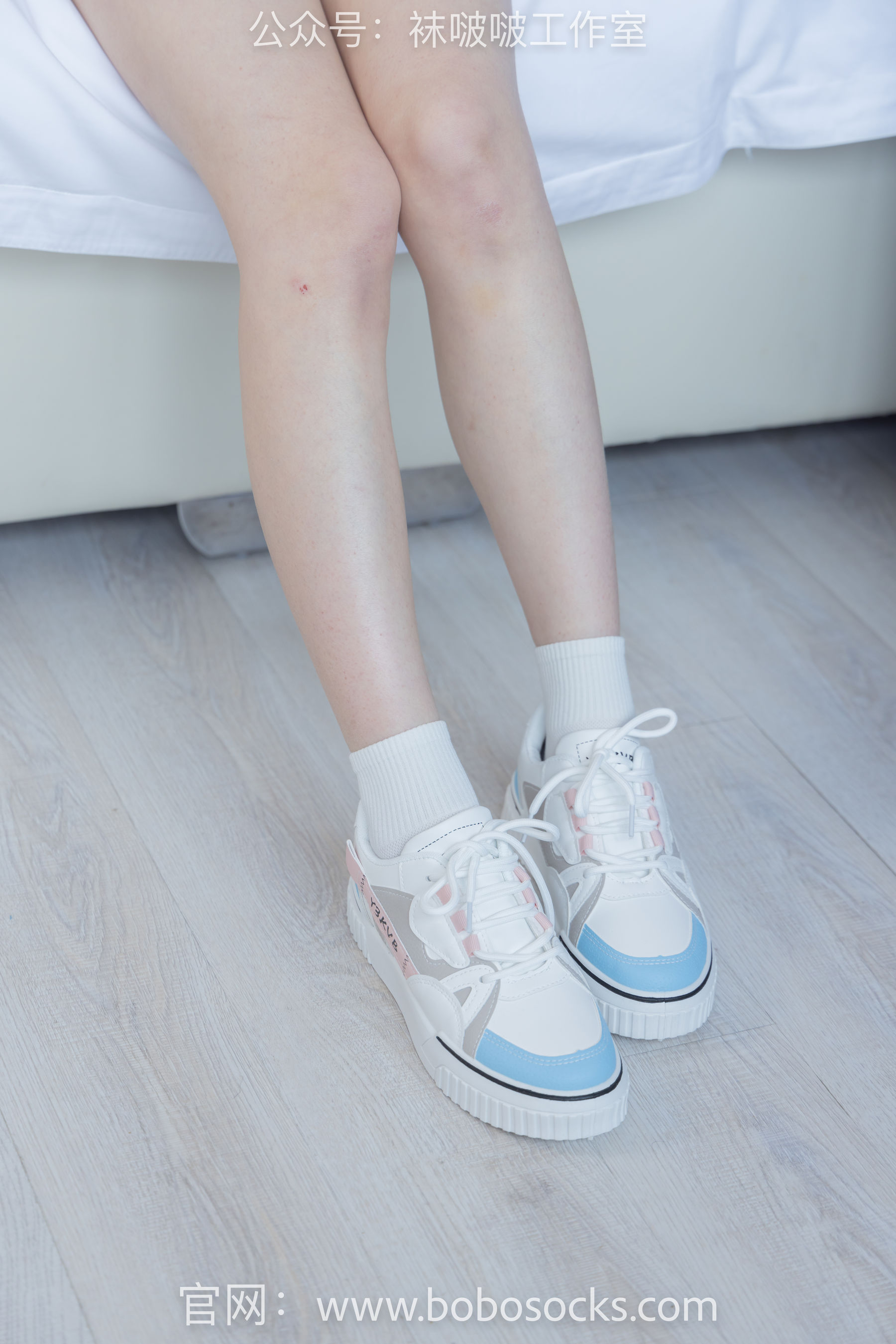 BoBoSocks袜啵啵 No.101 苏苏-板鞋、白棉袜、裸足