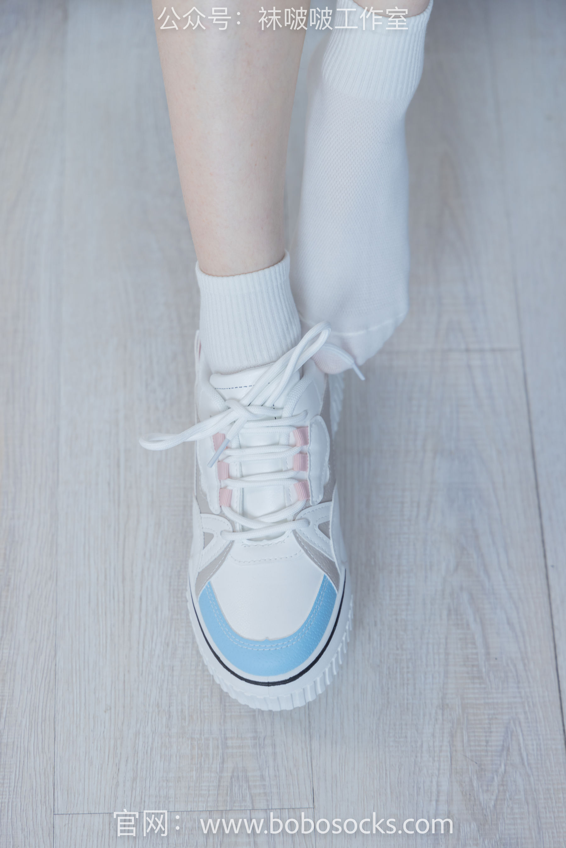 BoBoSocks袜啵啵 No.101 苏苏-板鞋、白棉袜、裸足