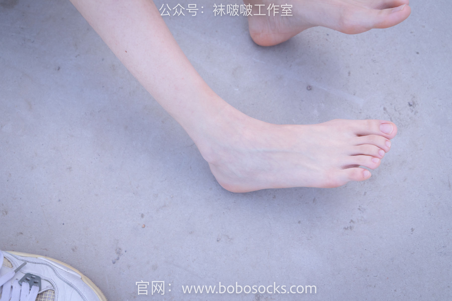 BoBoSocks袜啵啵 No.103 稚予-AJ篮球鞋、白棉袜、裸足