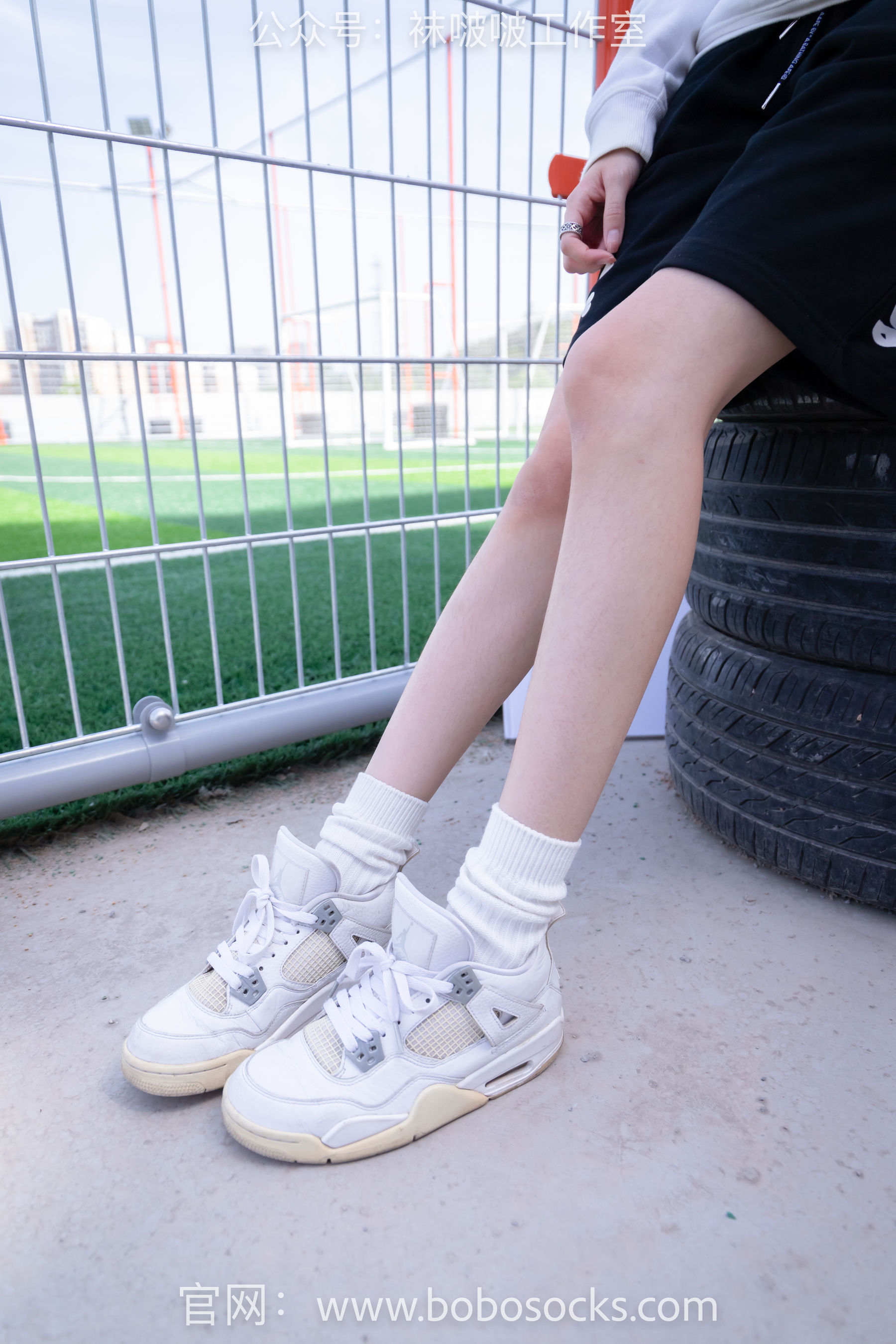 BoBoSocks袜啵啵 No.103 稚予-AJ篮球鞋、白棉袜、裸足