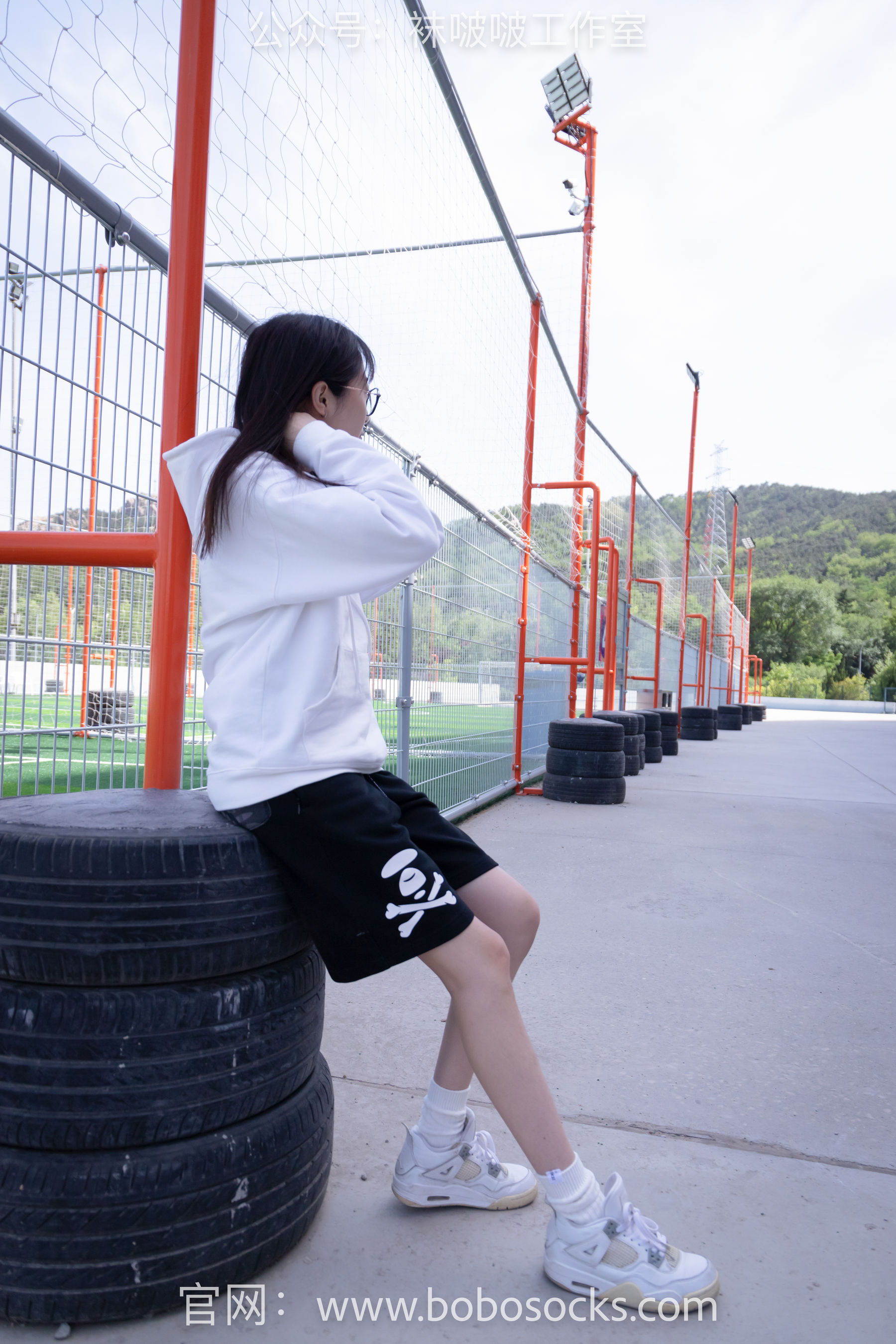 BoBoSocks袜啵啵 No.103 稚予-AJ篮球鞋、白棉袜、裸足