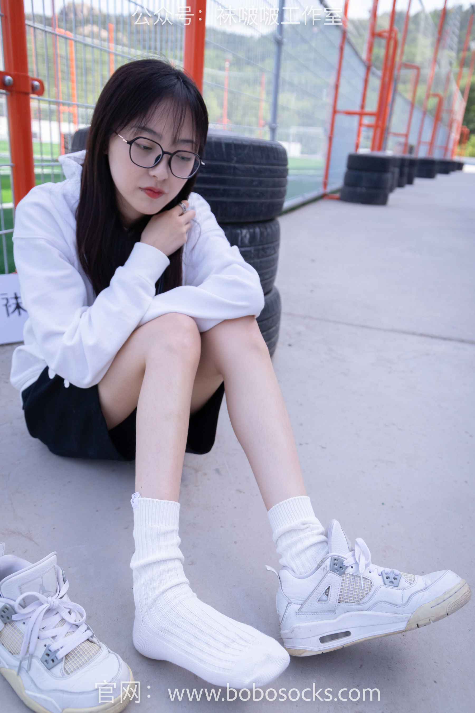 BoBoSocks袜啵啵 No.103 稚予-AJ篮球鞋、白棉袜、裸足