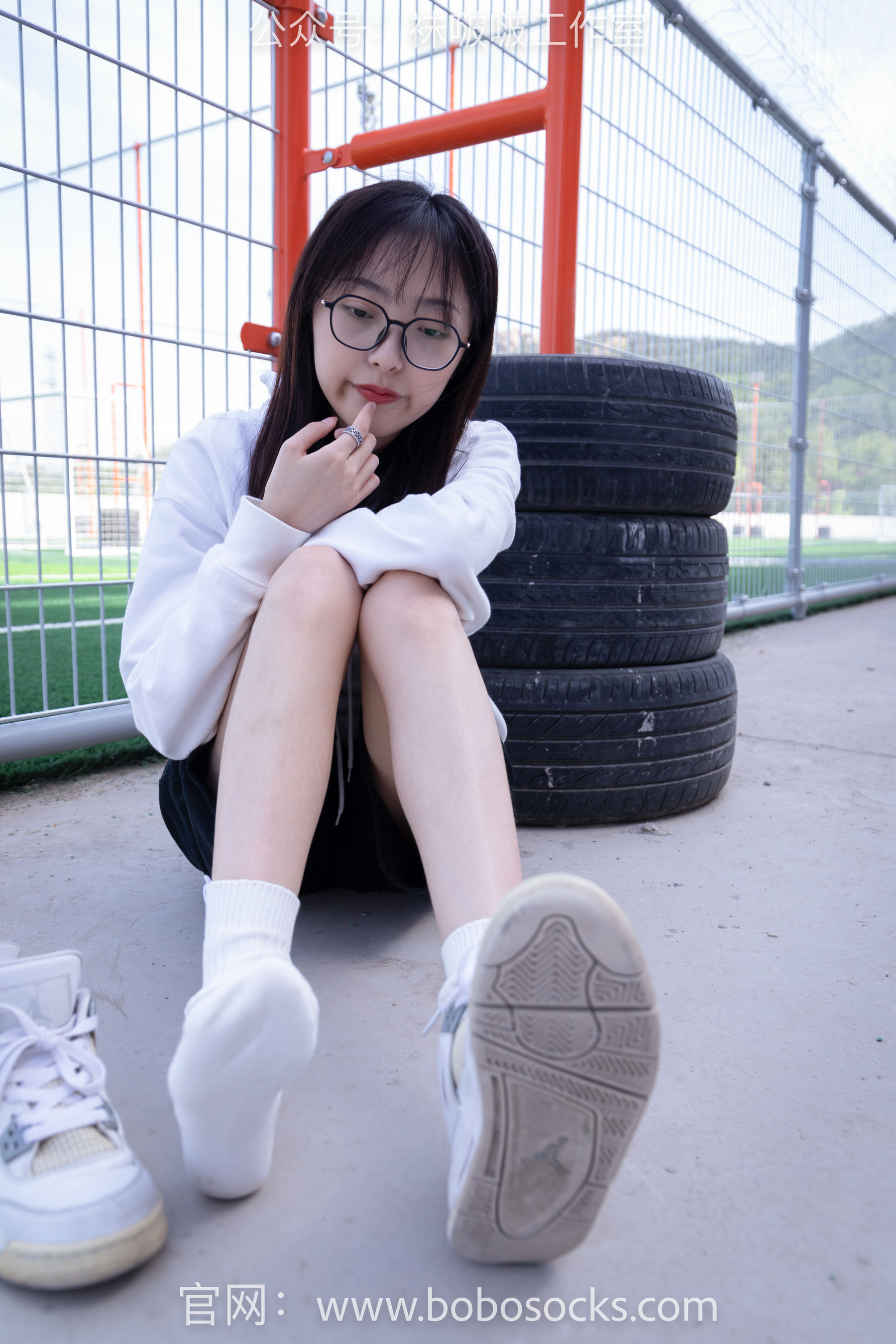 BoBoSocks袜啵啵 No.103 稚予-AJ篮球鞋、白棉袜、裸足