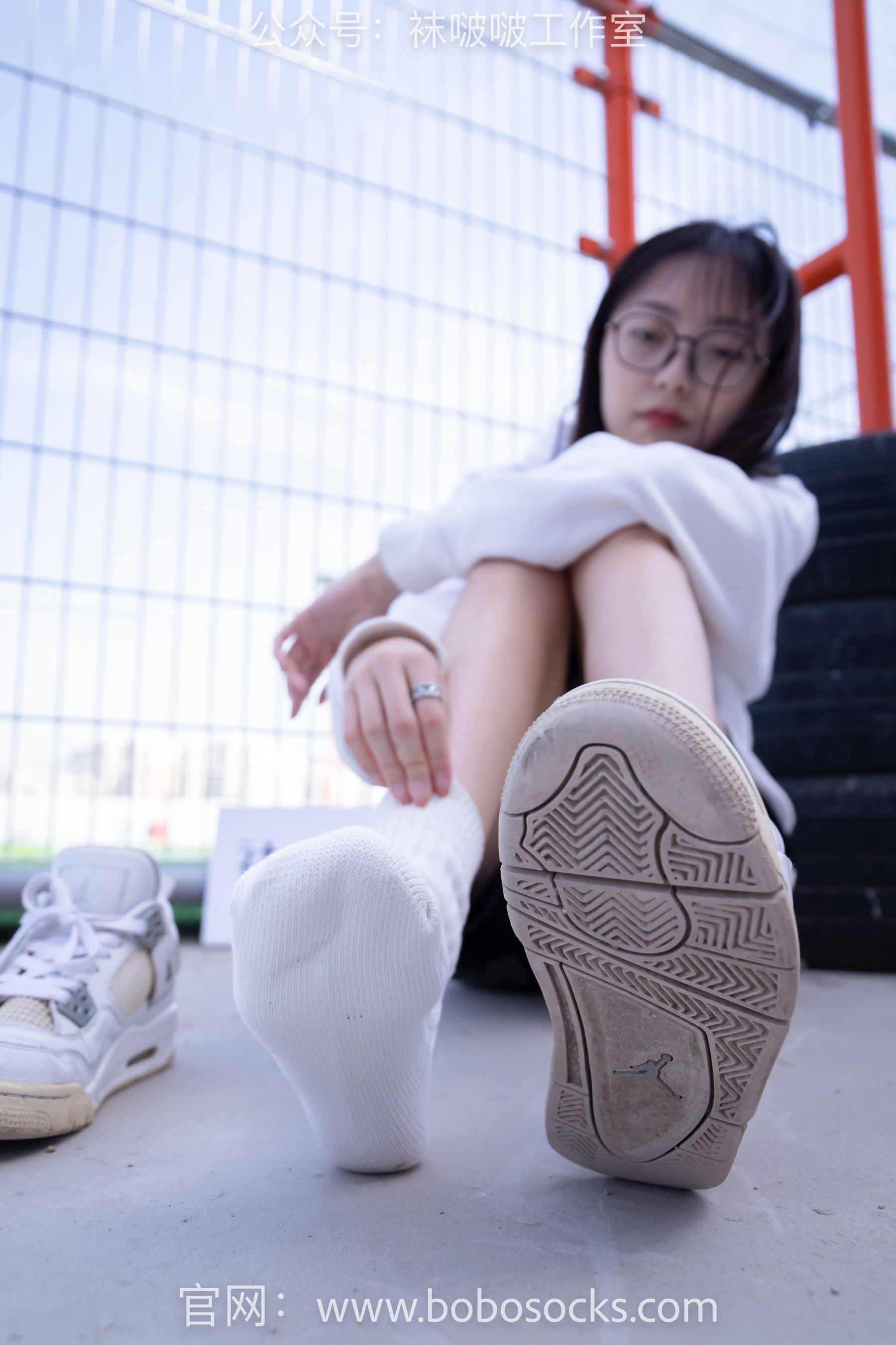 BoBoSocks袜啵啵 No.103 稚予-AJ篮球鞋、白棉袜、裸足