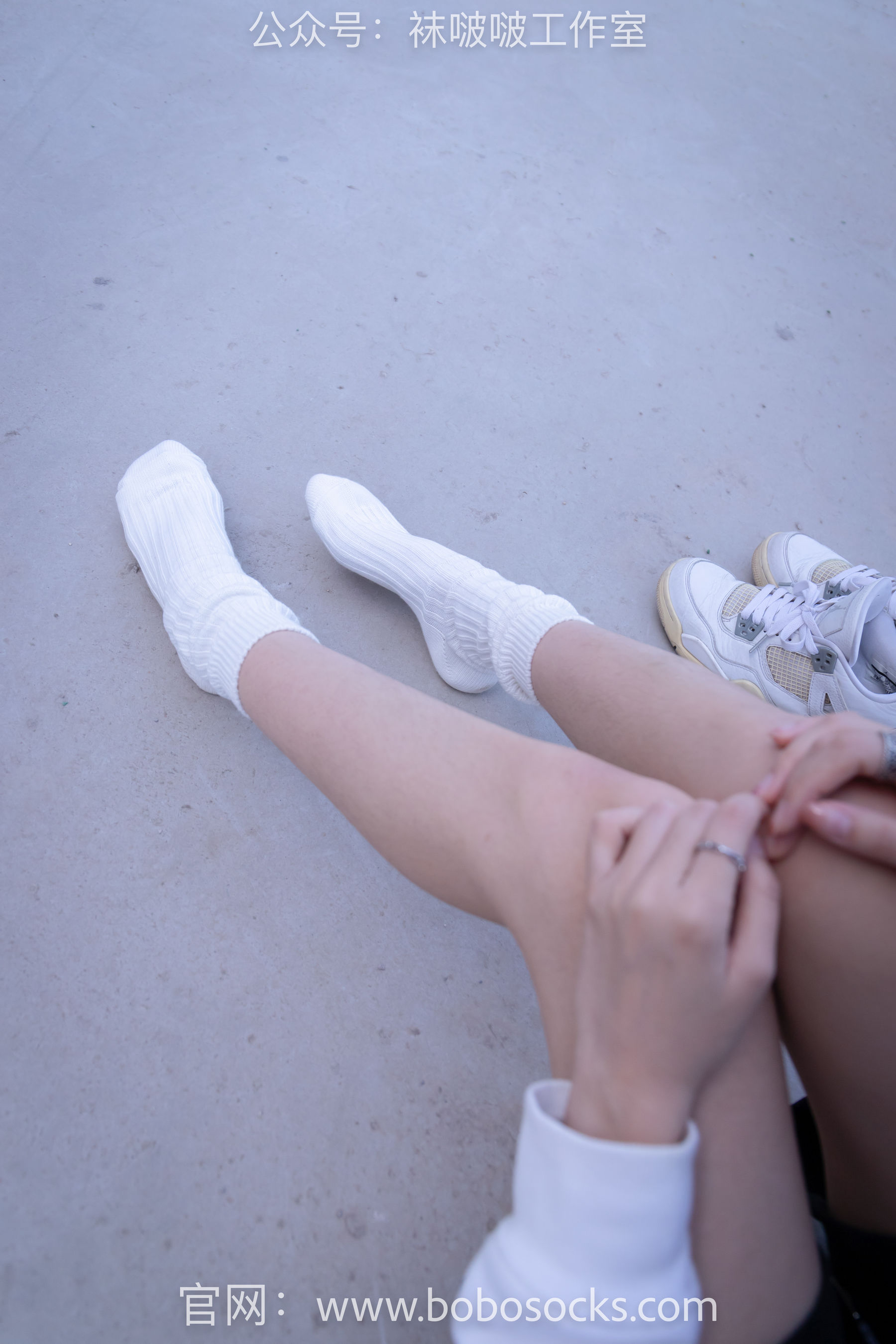 BoBoSocks袜啵啵 No.103 稚予-AJ篮球鞋、白棉袜、裸足