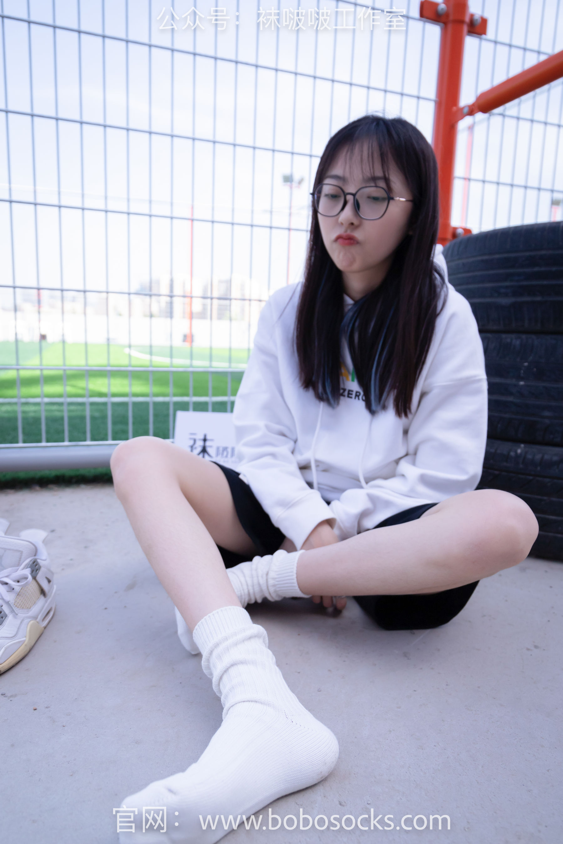 BoBoSocks袜啵啵 No.103 稚予-AJ篮球鞋、白棉袜、裸足