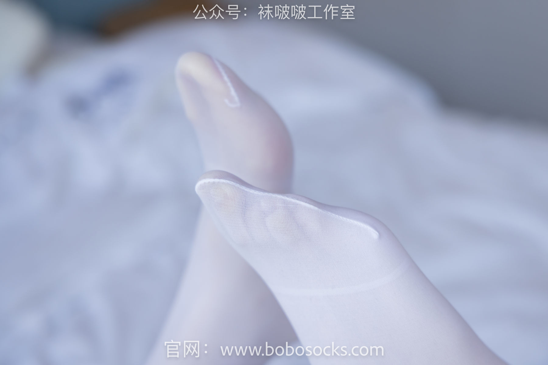 BoBoSocks袜啵啵 No.108 小甜豆-皮鞋、厚白丝、踩奶油蛋糕剧情